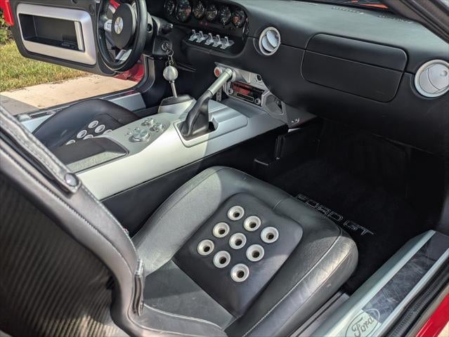 2005 Ford GT Base