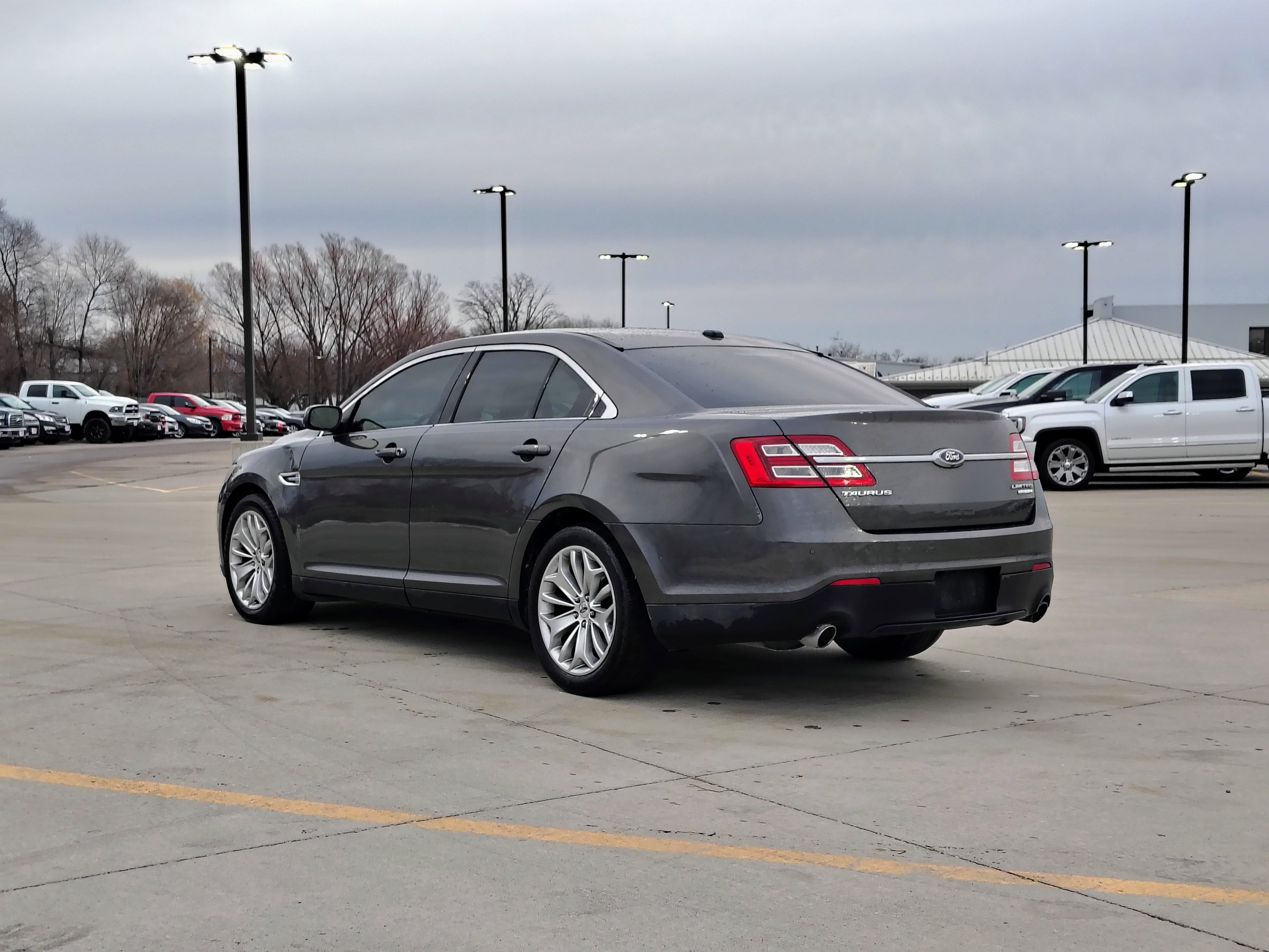 2015 Ford Taurus Limited