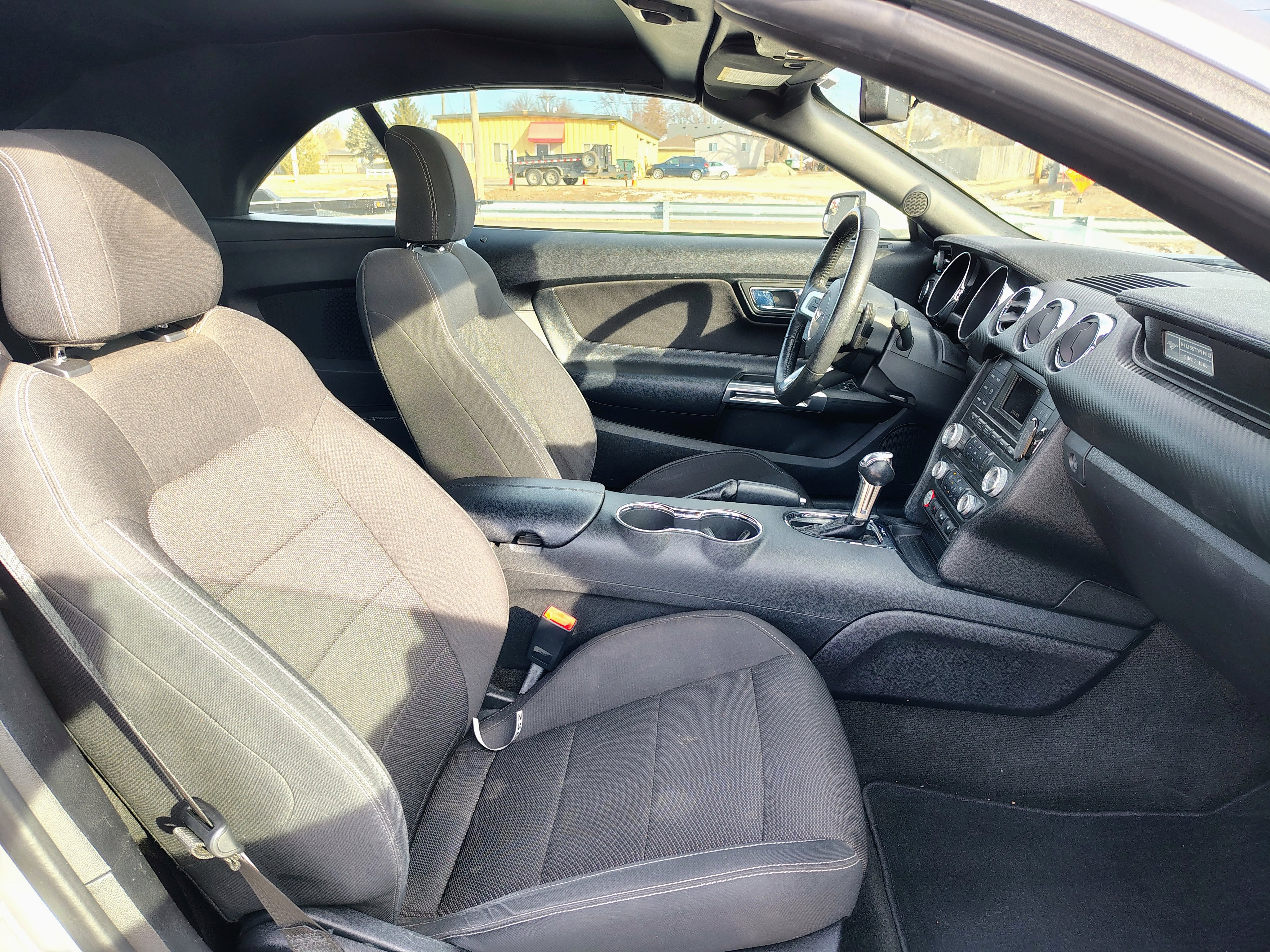 2016 Ford Mustang V6