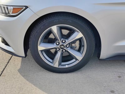 2016 Ford Mustang V6