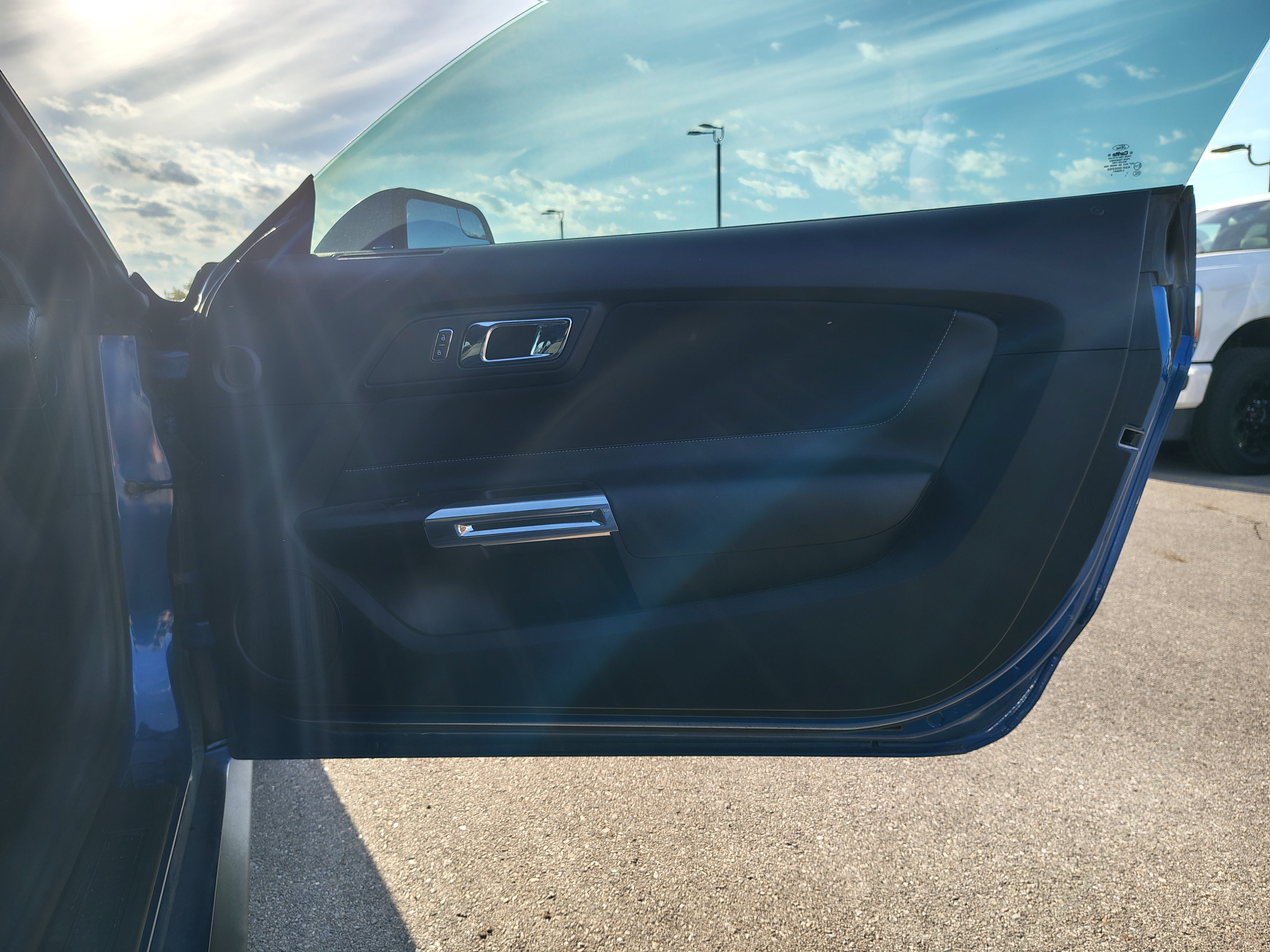 2017 Ford Mustang V6