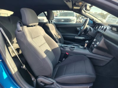 2017 Ford Mustang V6