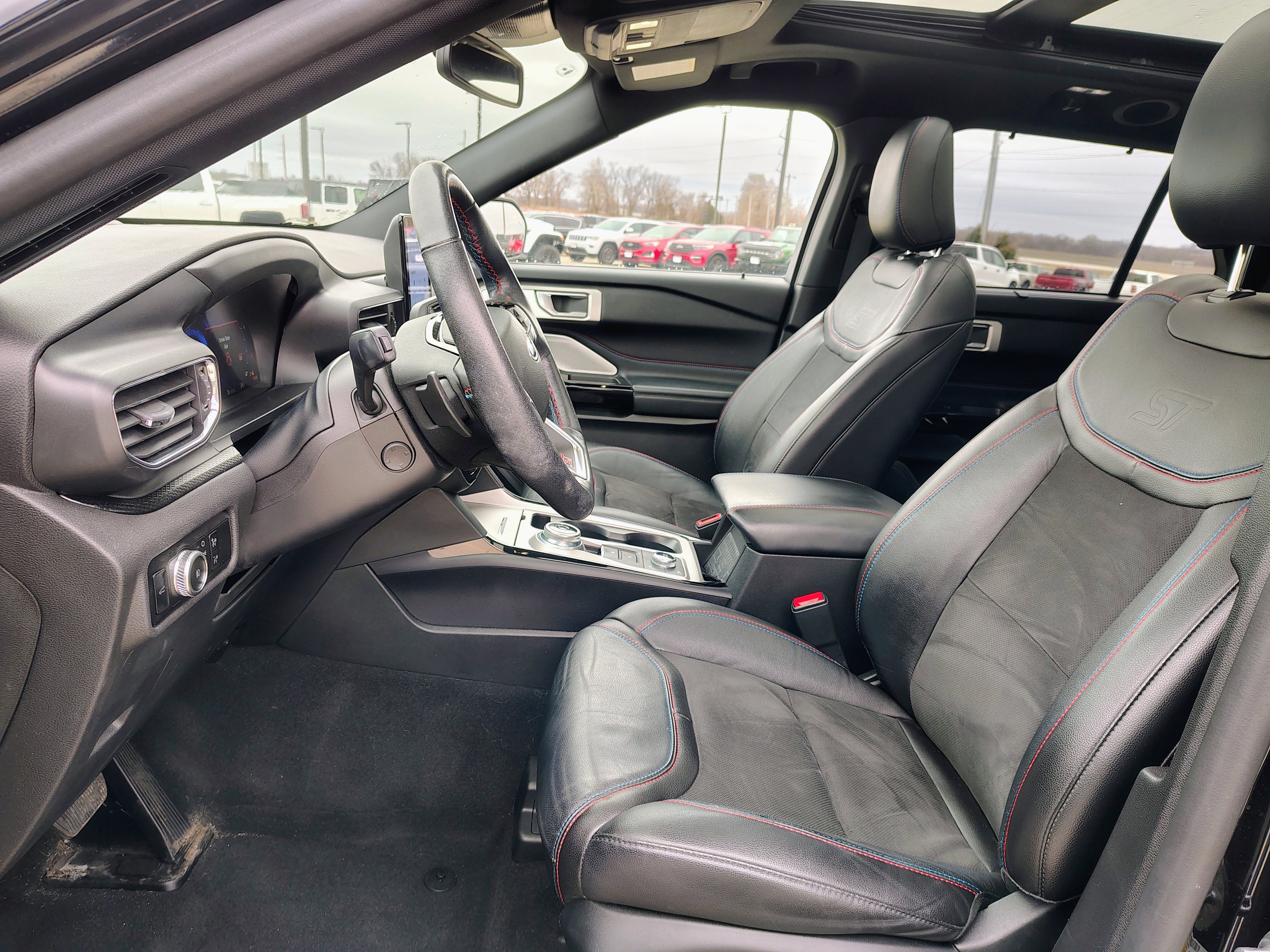 2023 Ford Explorer ST