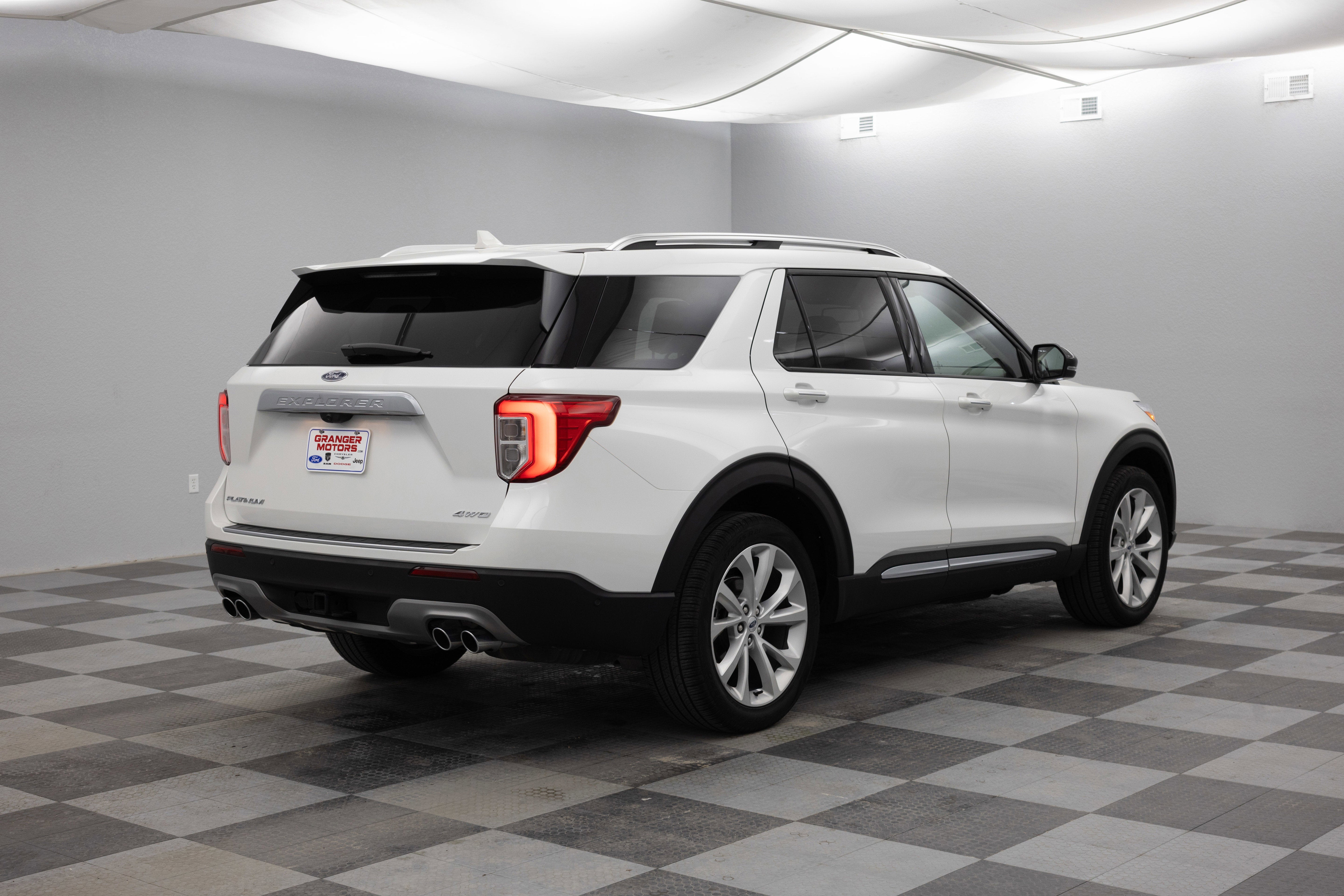 2023 Ford Explorer Platinum