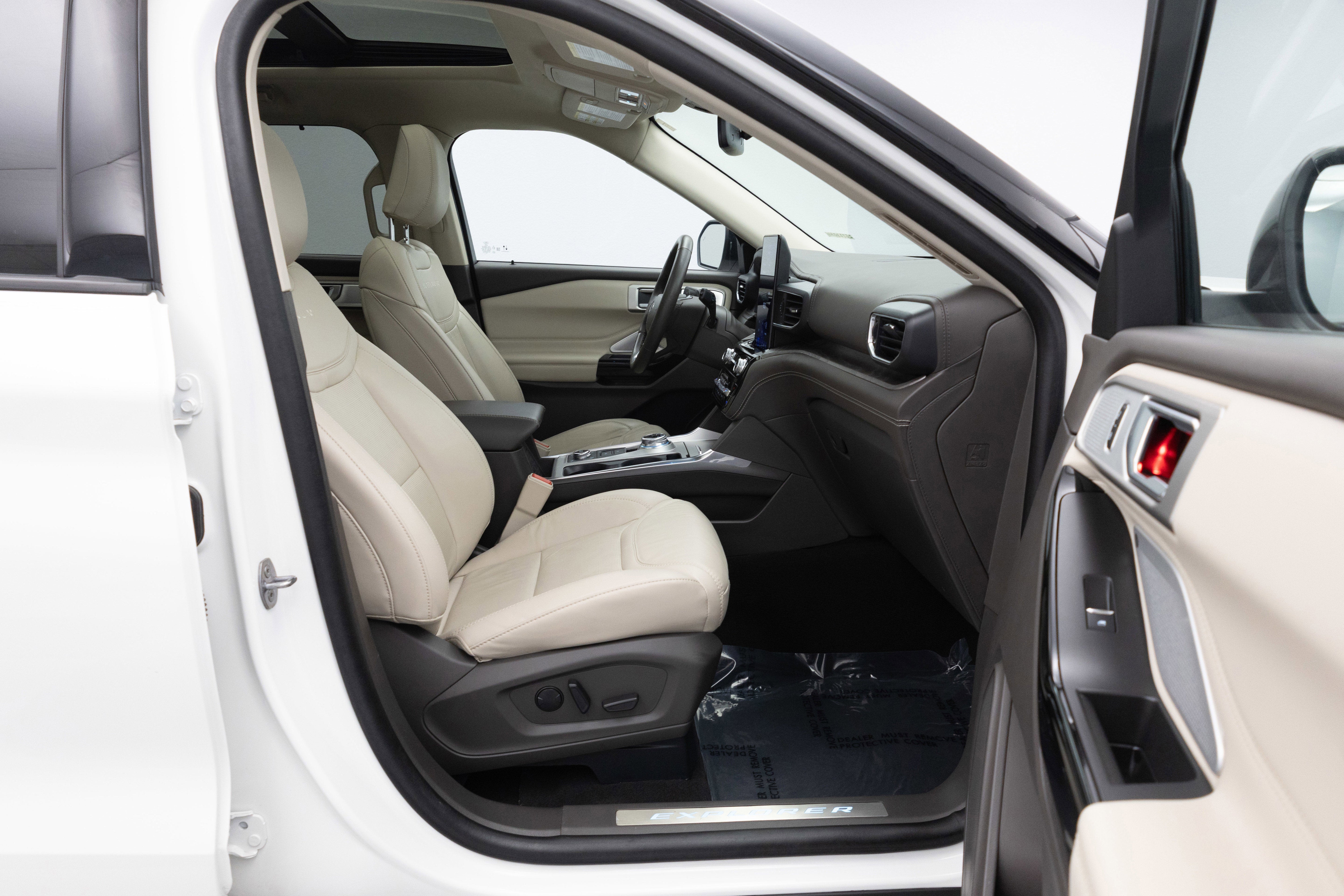 2023 Ford Explorer Platinum