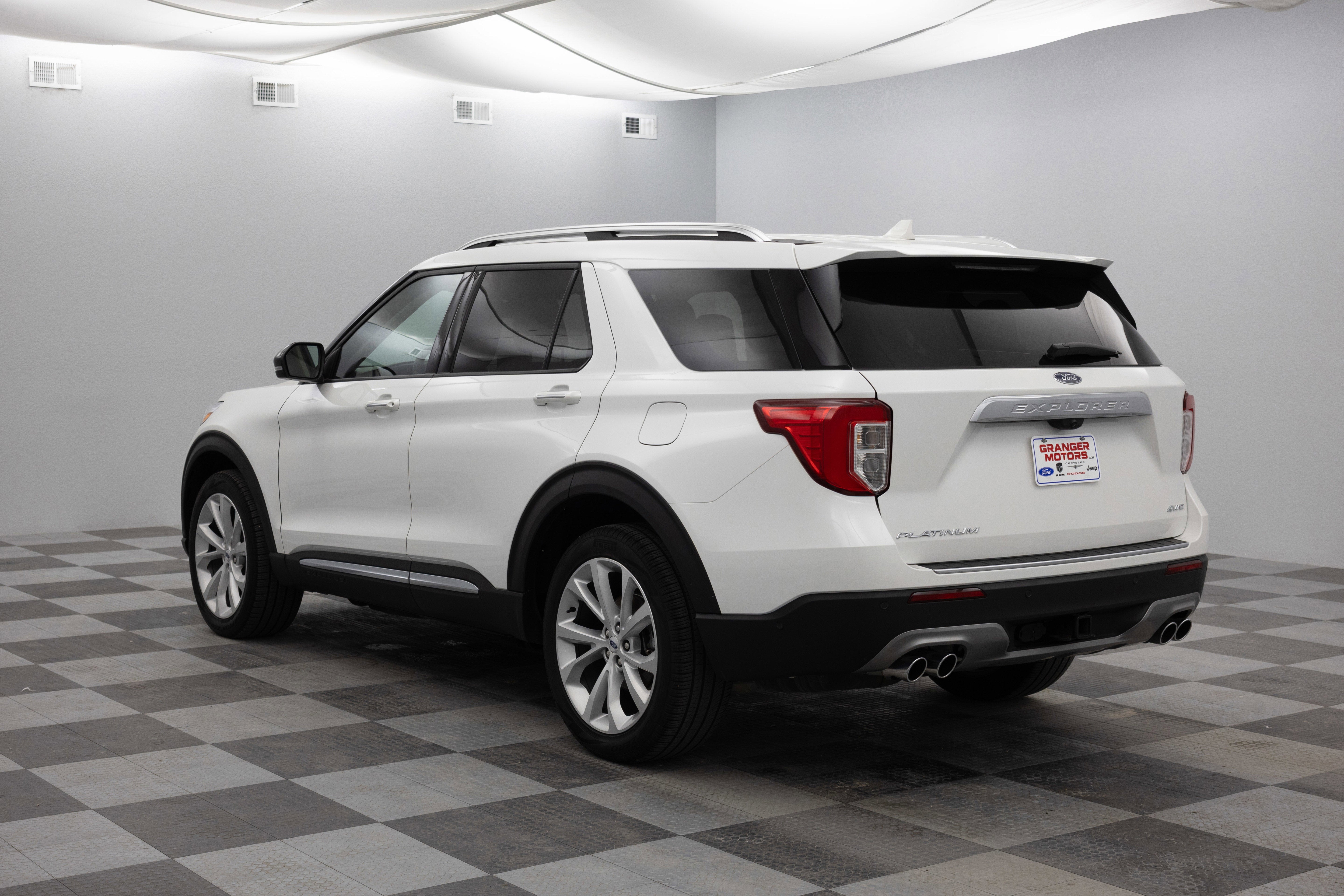 2023 Ford Explorer Platinum