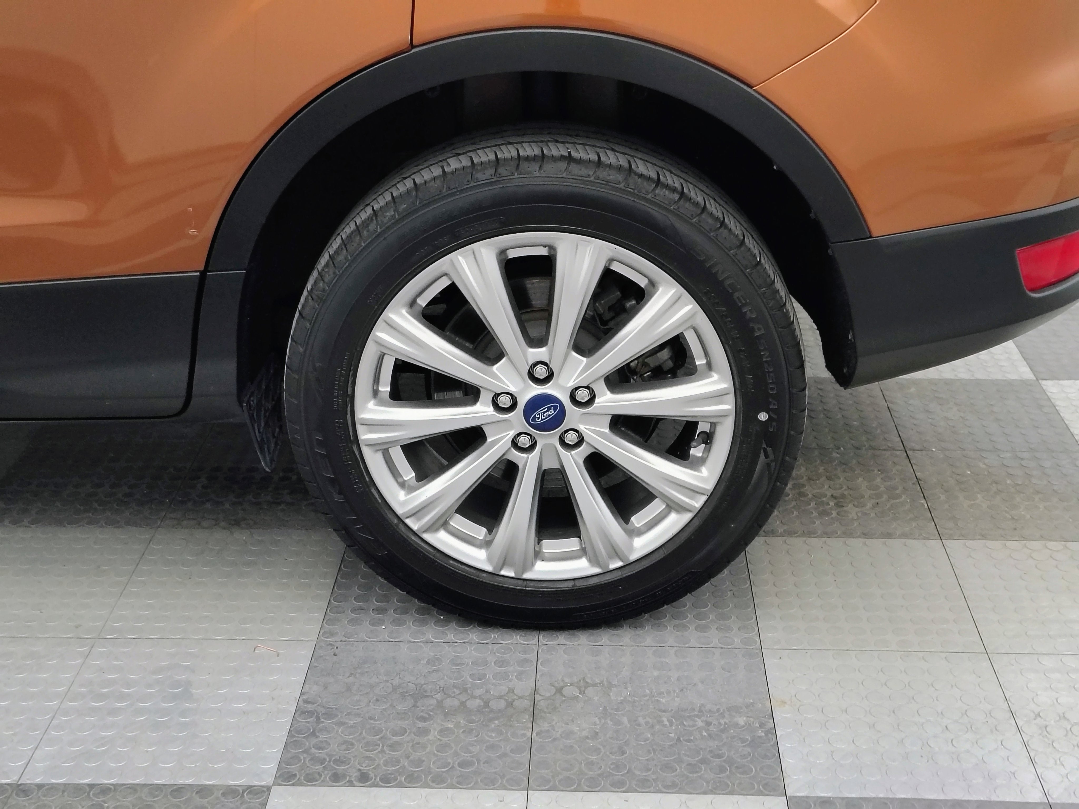 2017 Ford Escape Titanium
