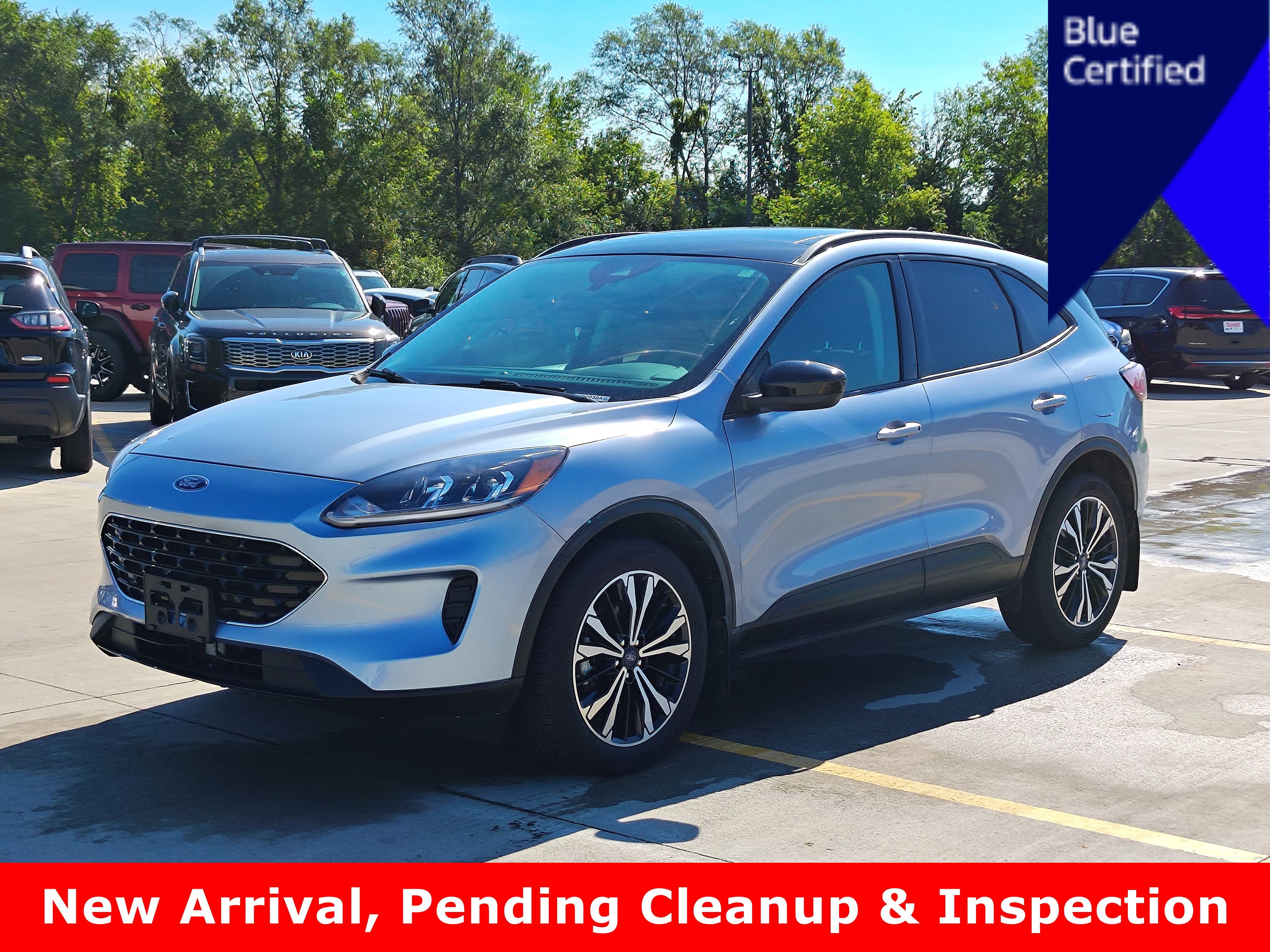 2022 Ford Escape Hybrid SE