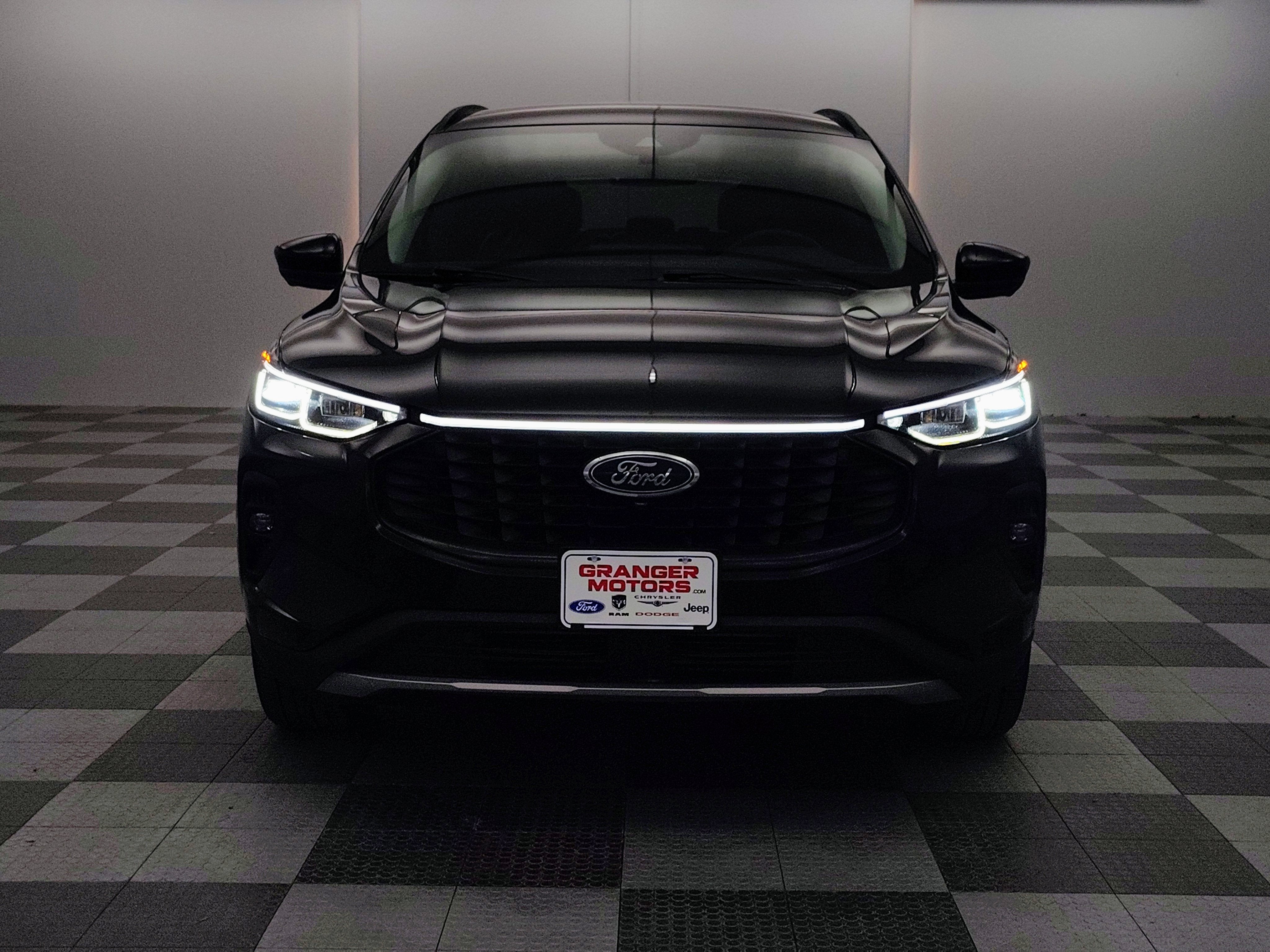 2024 Ford Escape Platinum