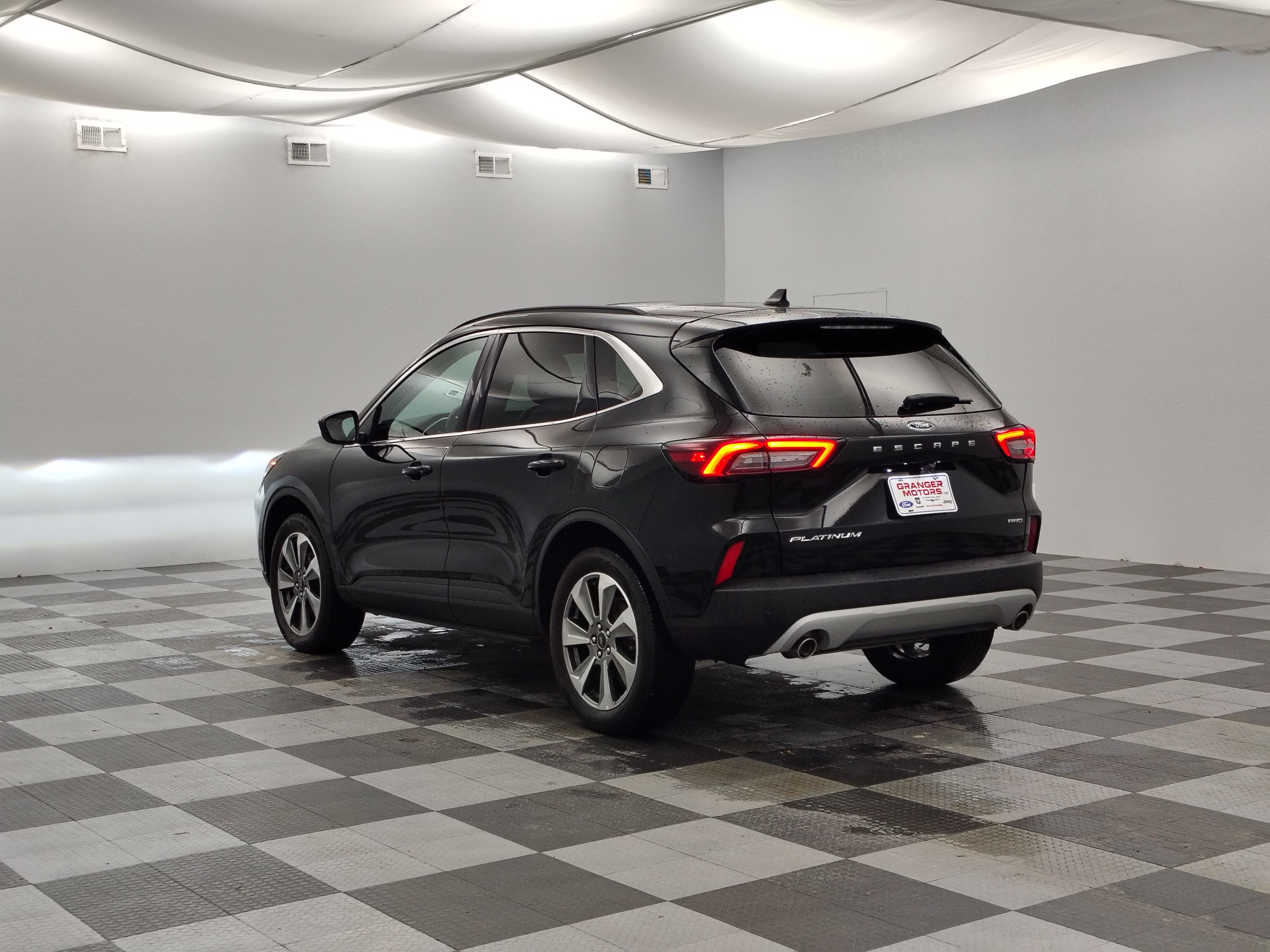 2025 Ford Escape Platinum