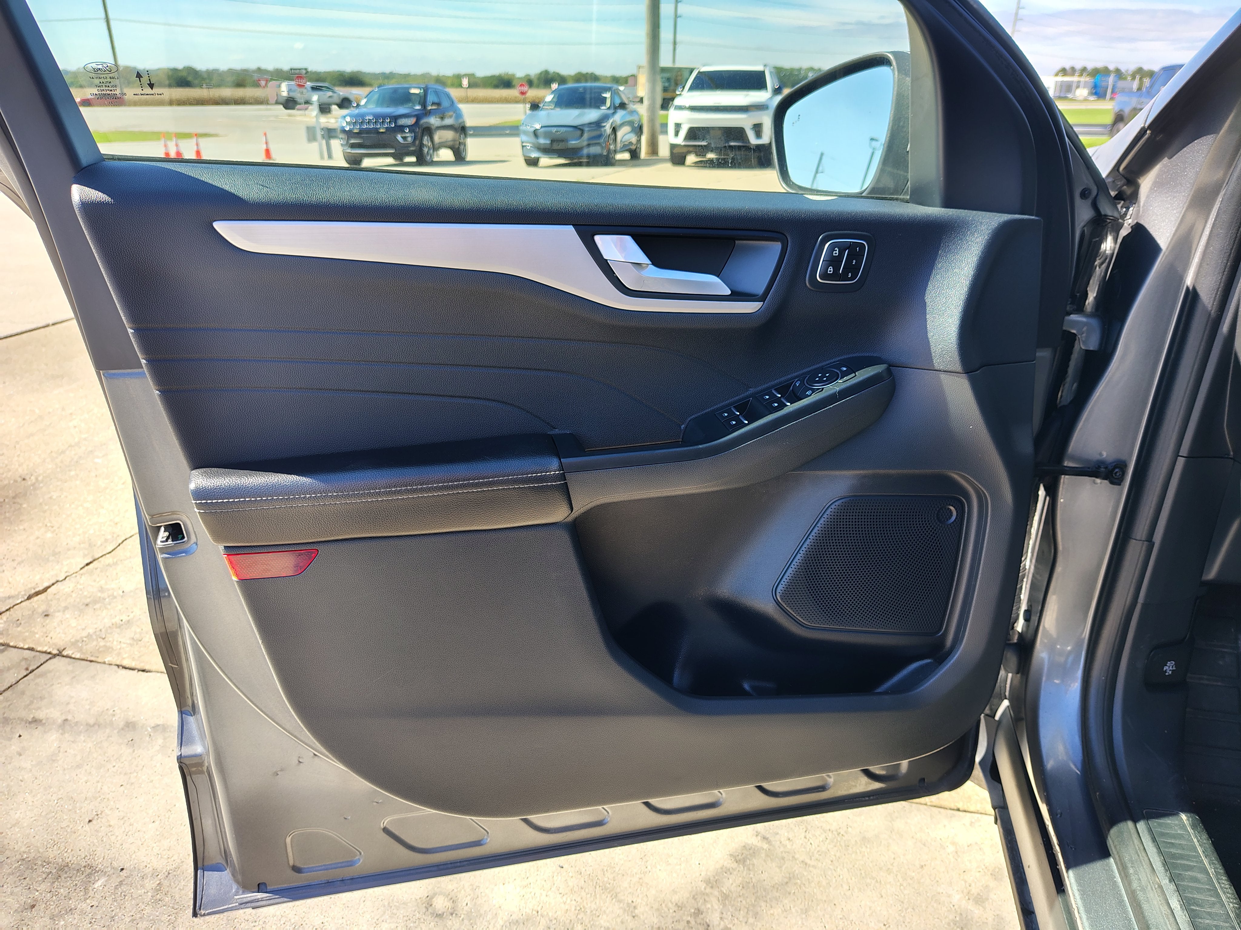 2023 Ford Escape Platinum