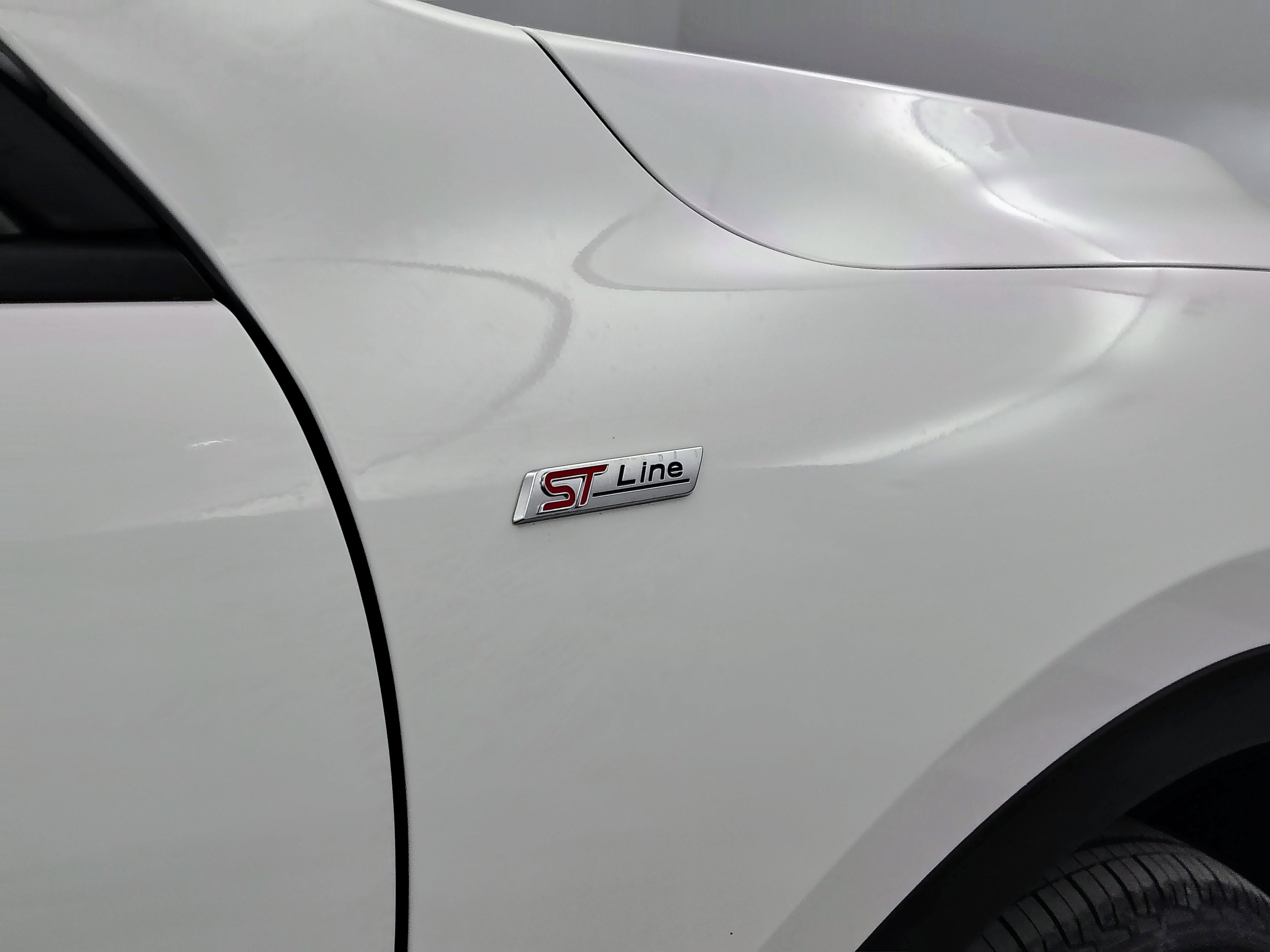 2026 Ford Escape ST-Line Select