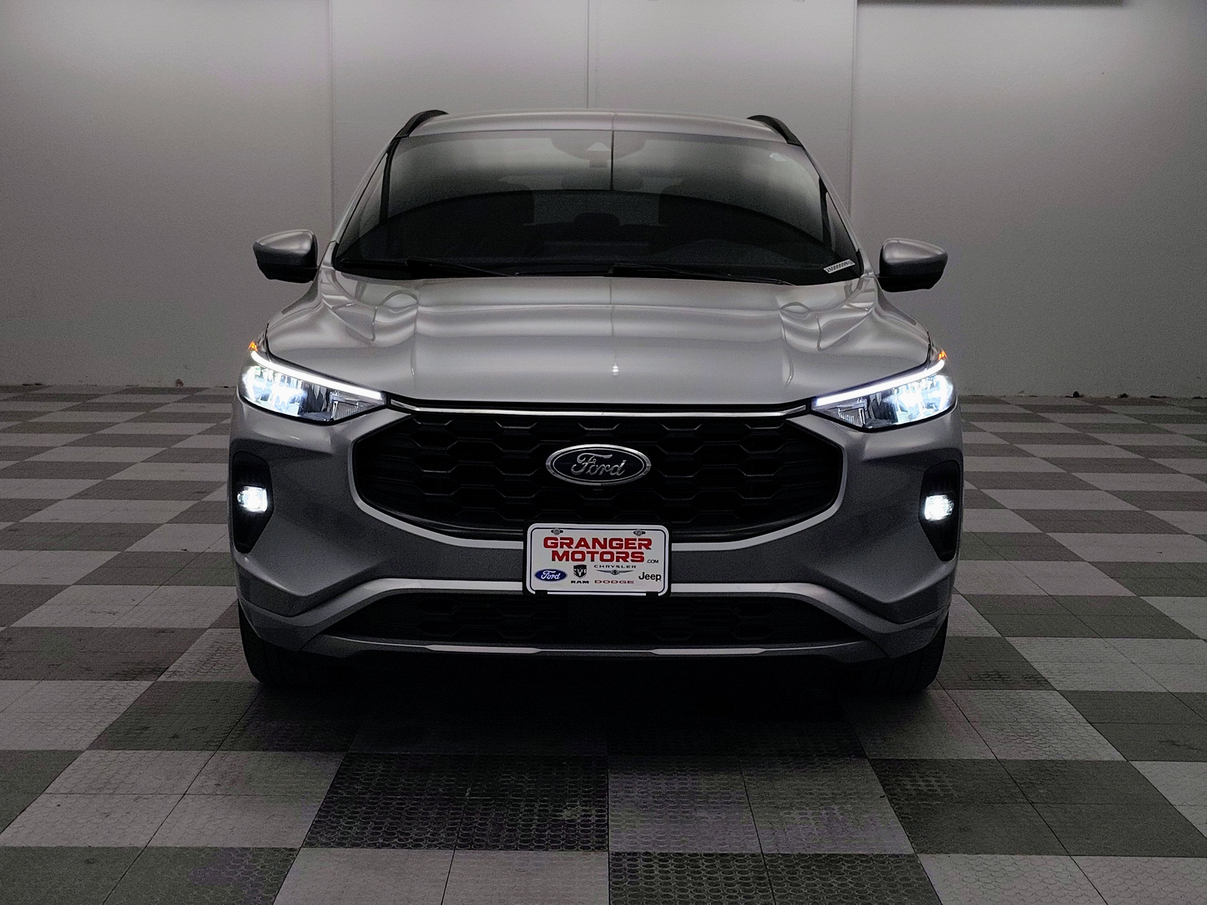 2023 Ford Escape ST-Line Select