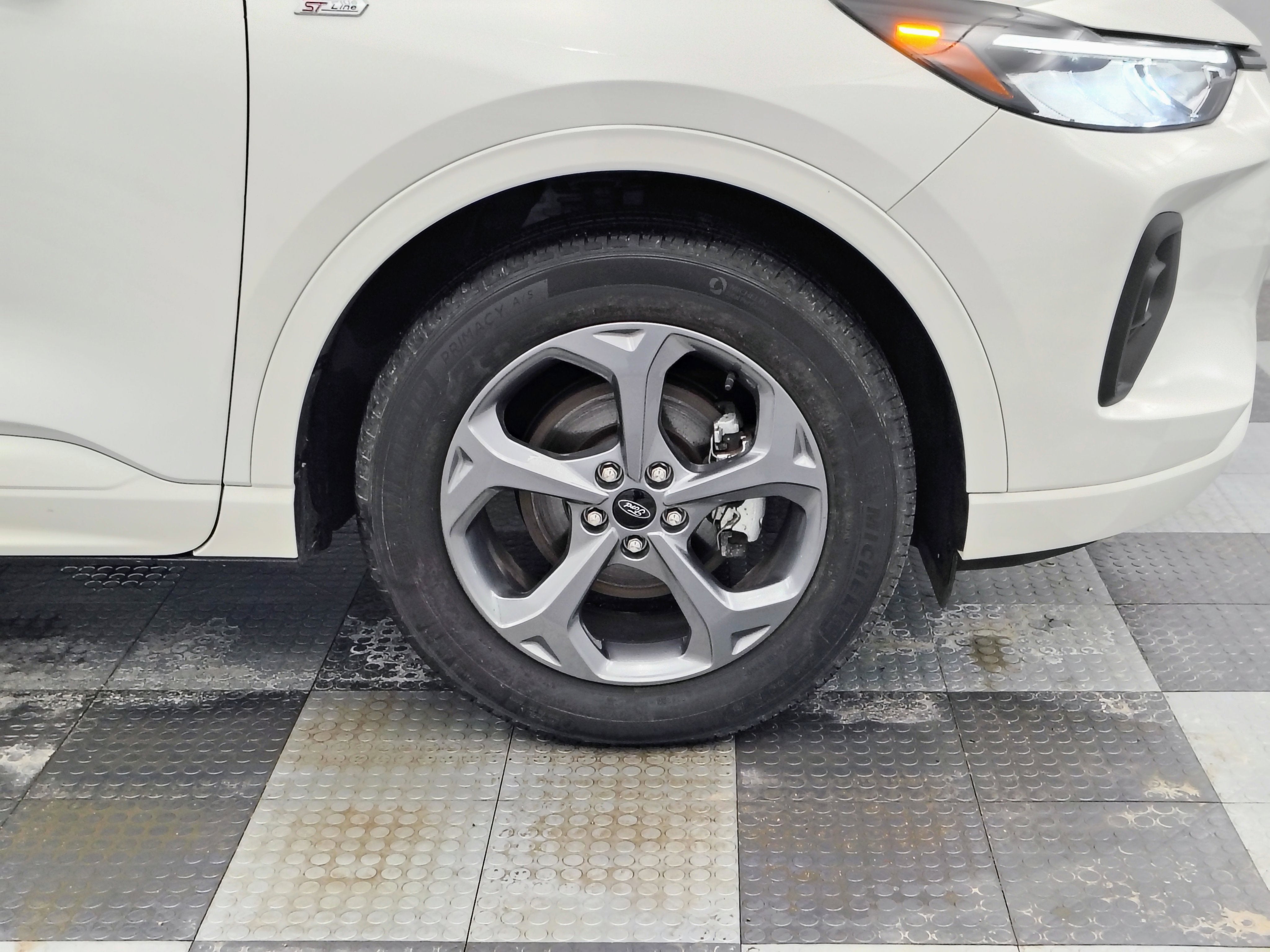 2024 Ford Escape ST-Line Select