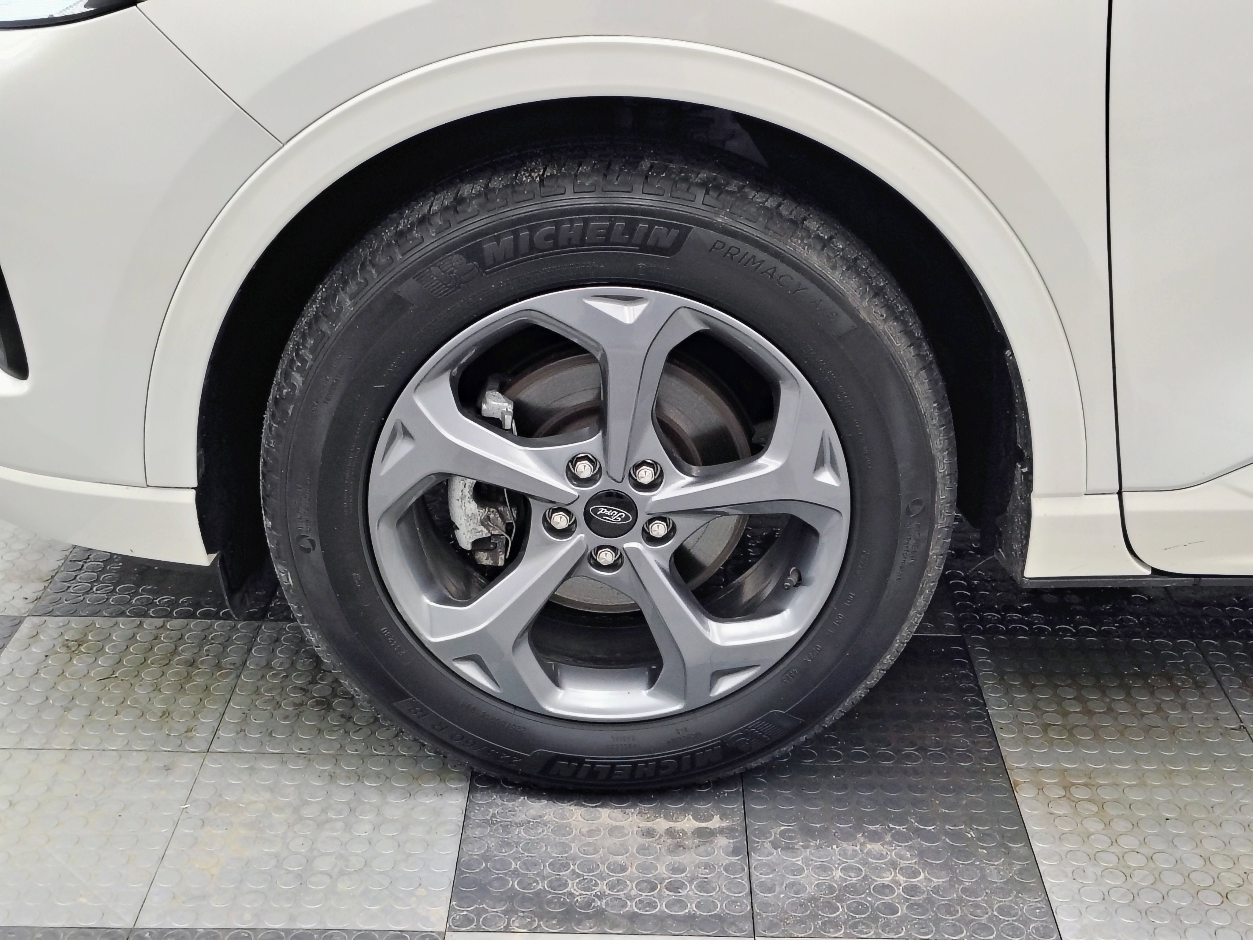 2024 Ford Escape ST-Line Select