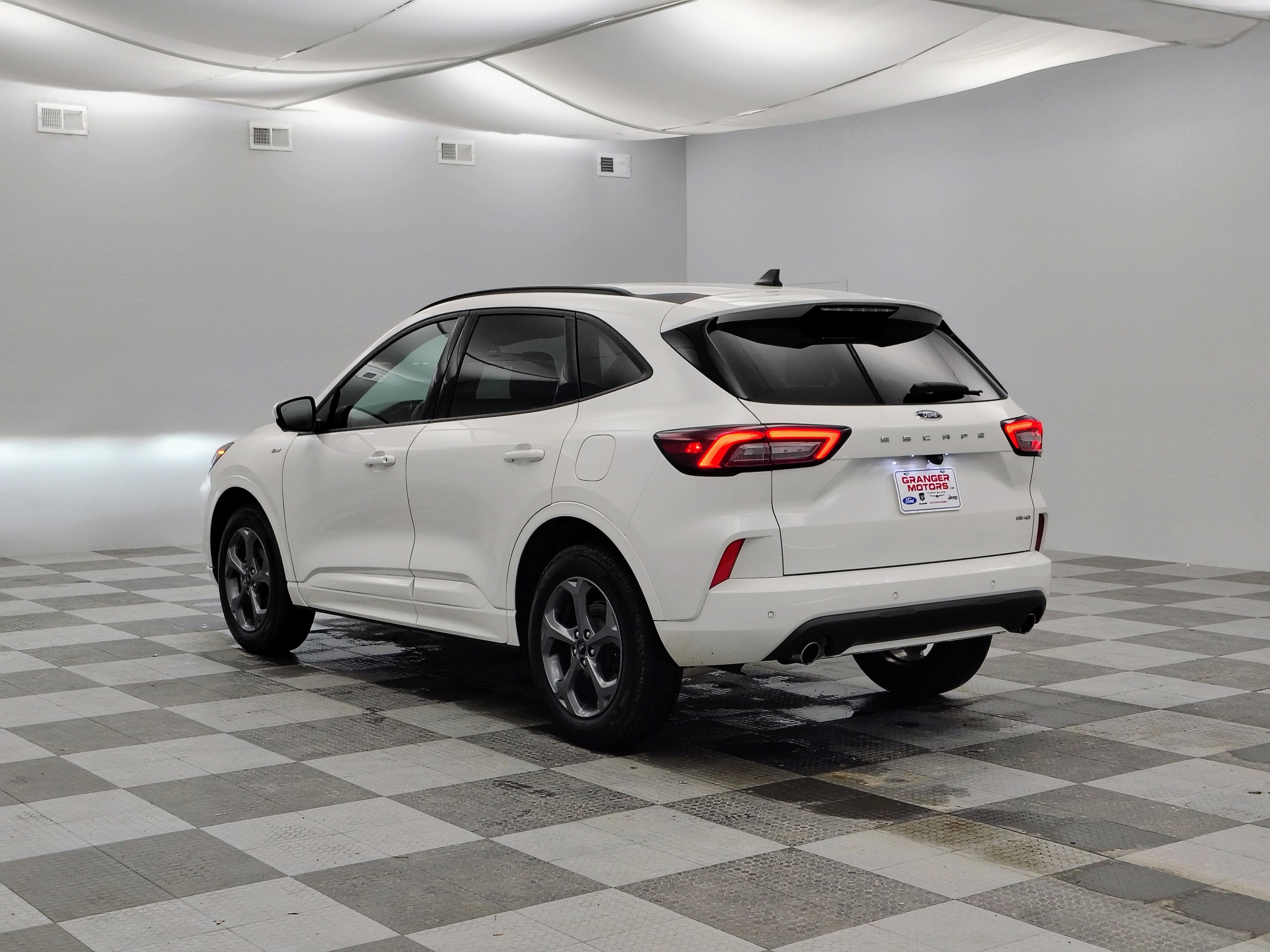 2024 Ford Escape ST-Line Select