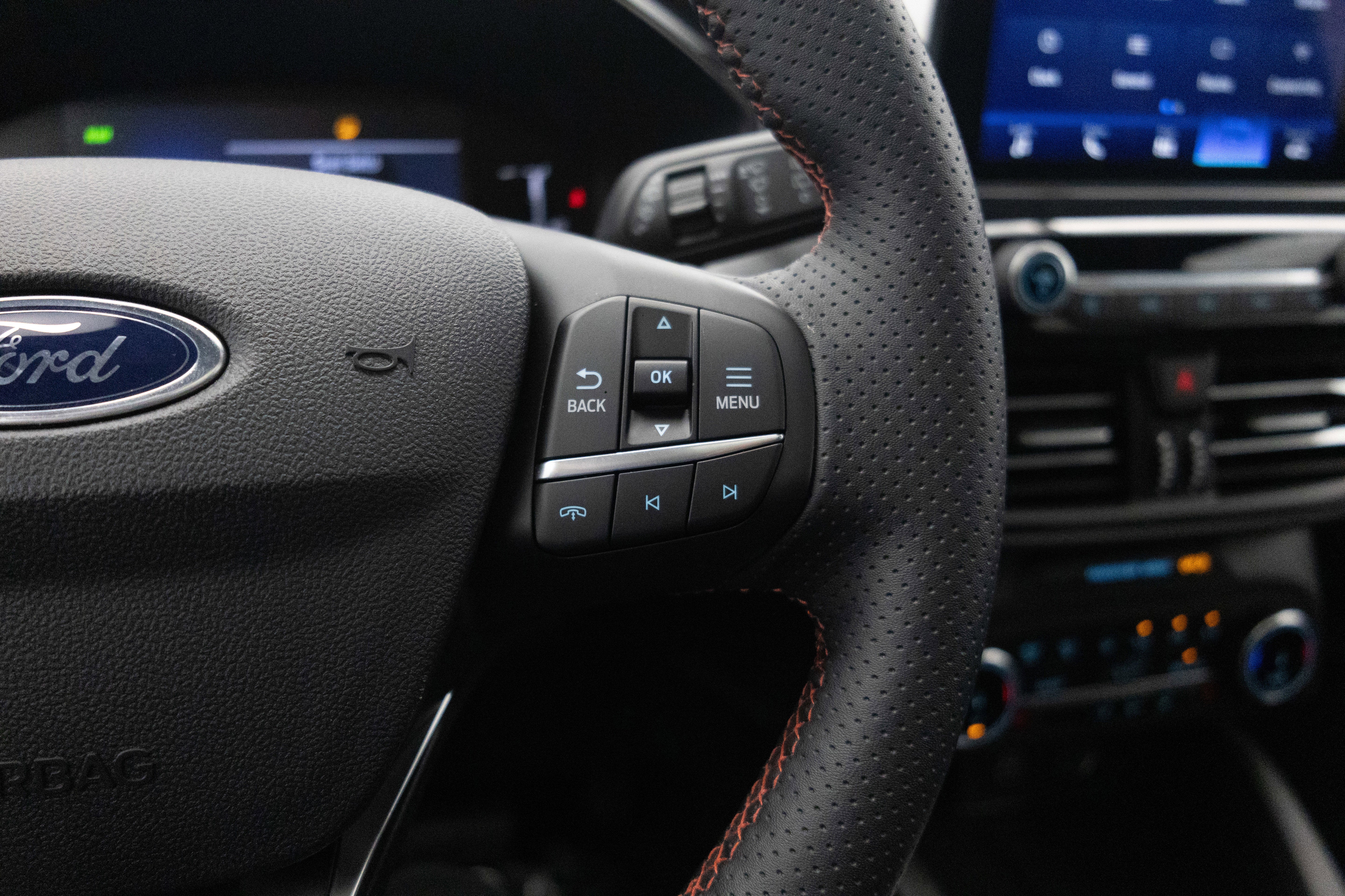 2025 Ford Escape ST-Line Select