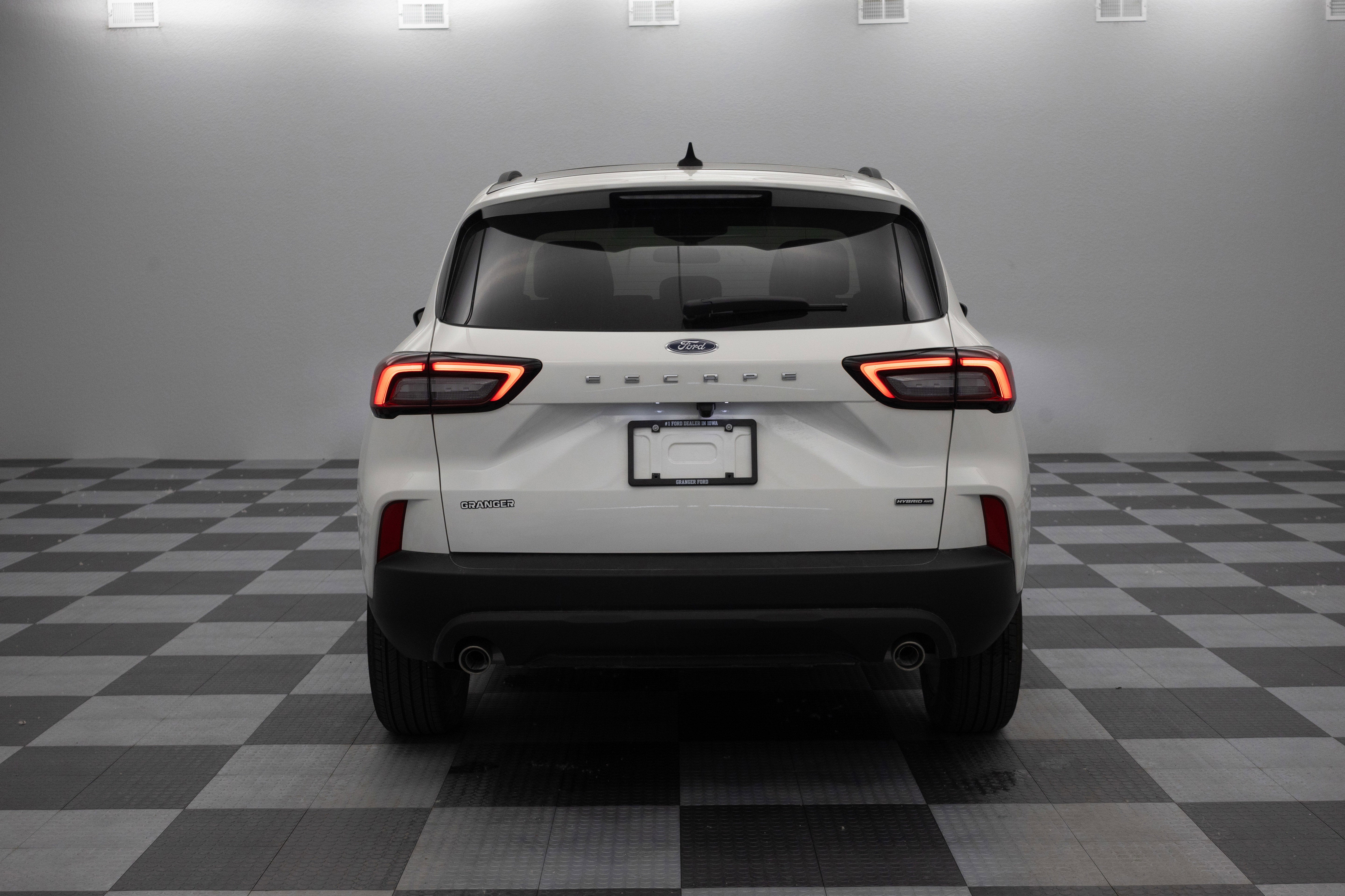 2025 Ford Escape ST-Line Select