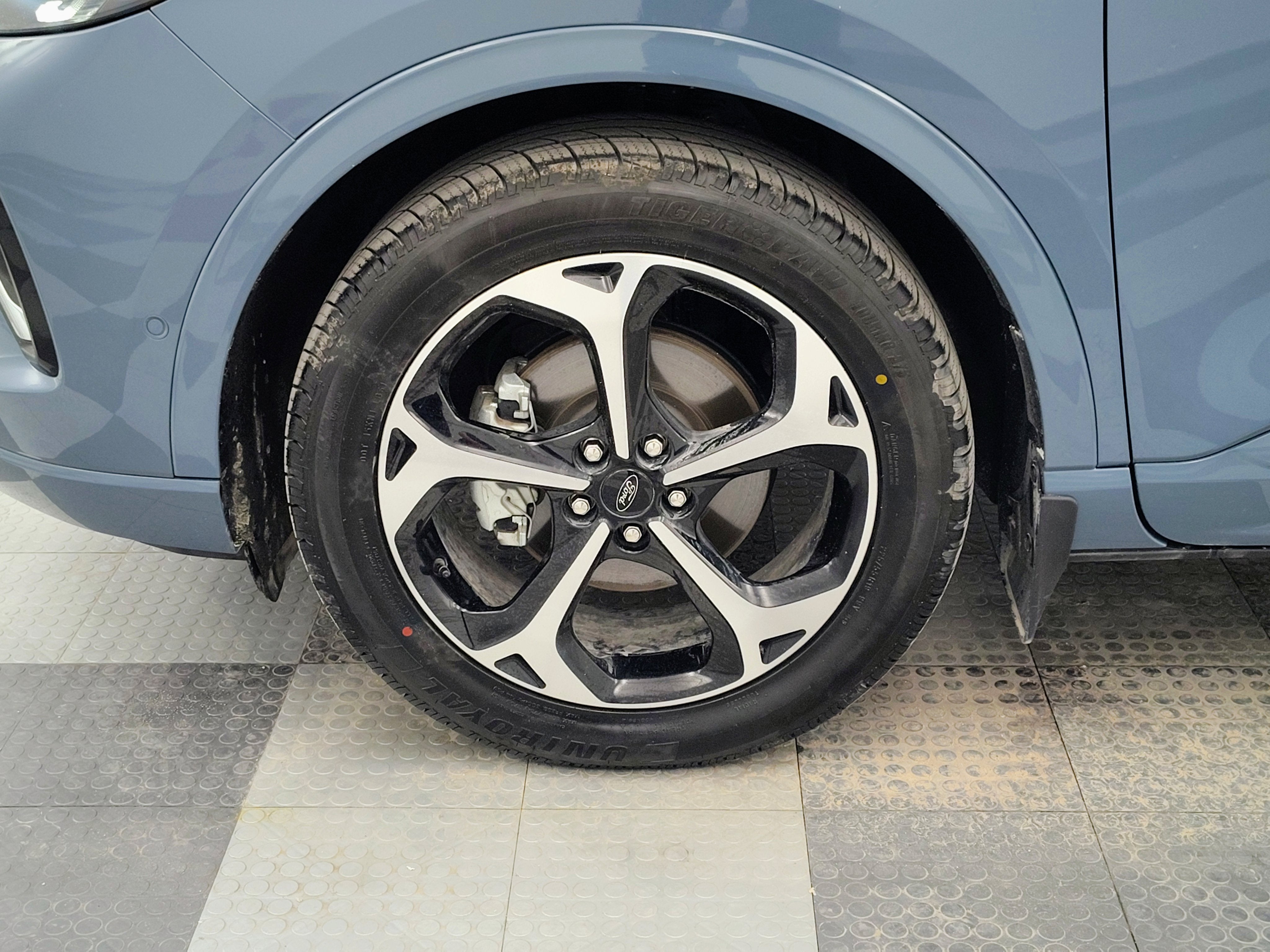 2023 Ford Escape ST-Line Elite