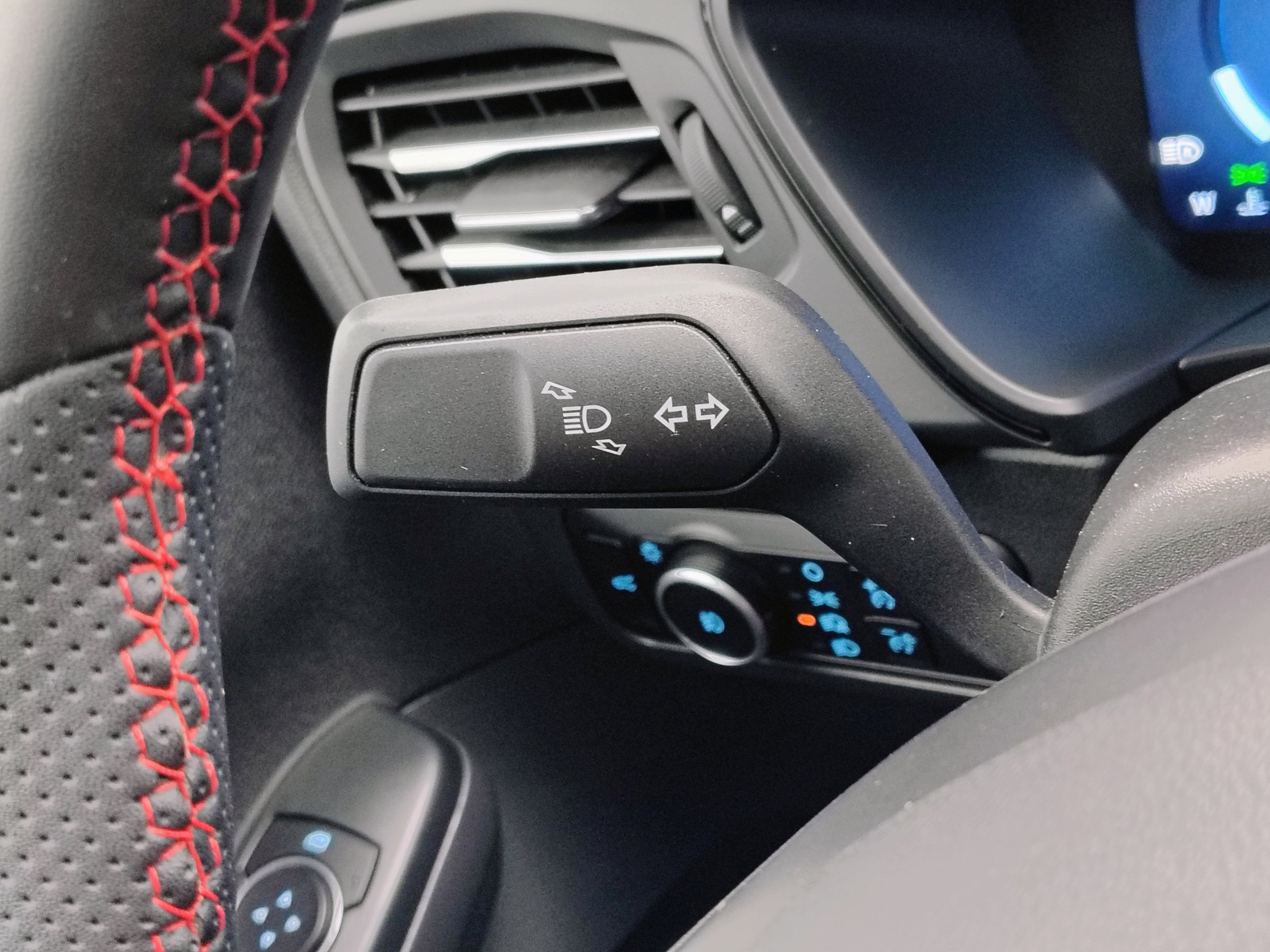 2023 Ford Escape ST-Line Elite