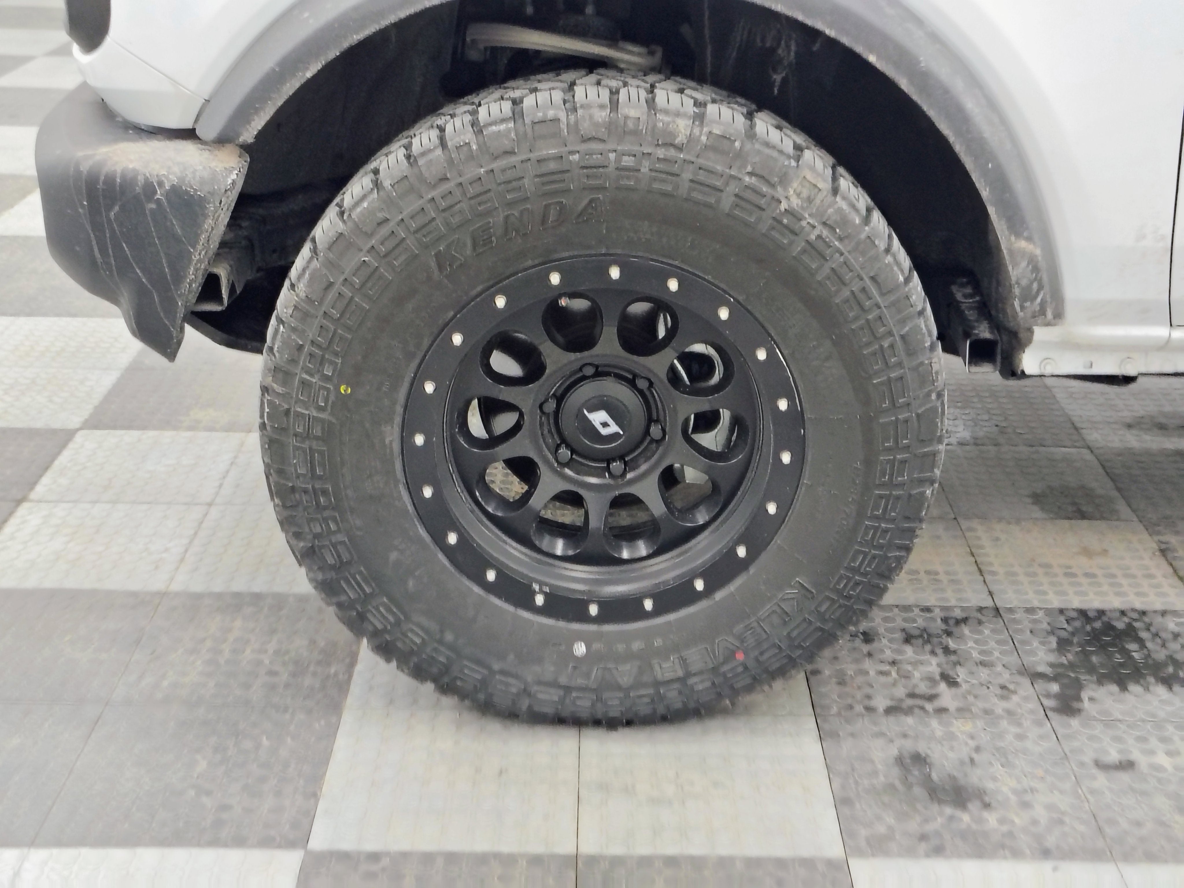 2025 Ford Bronco Base