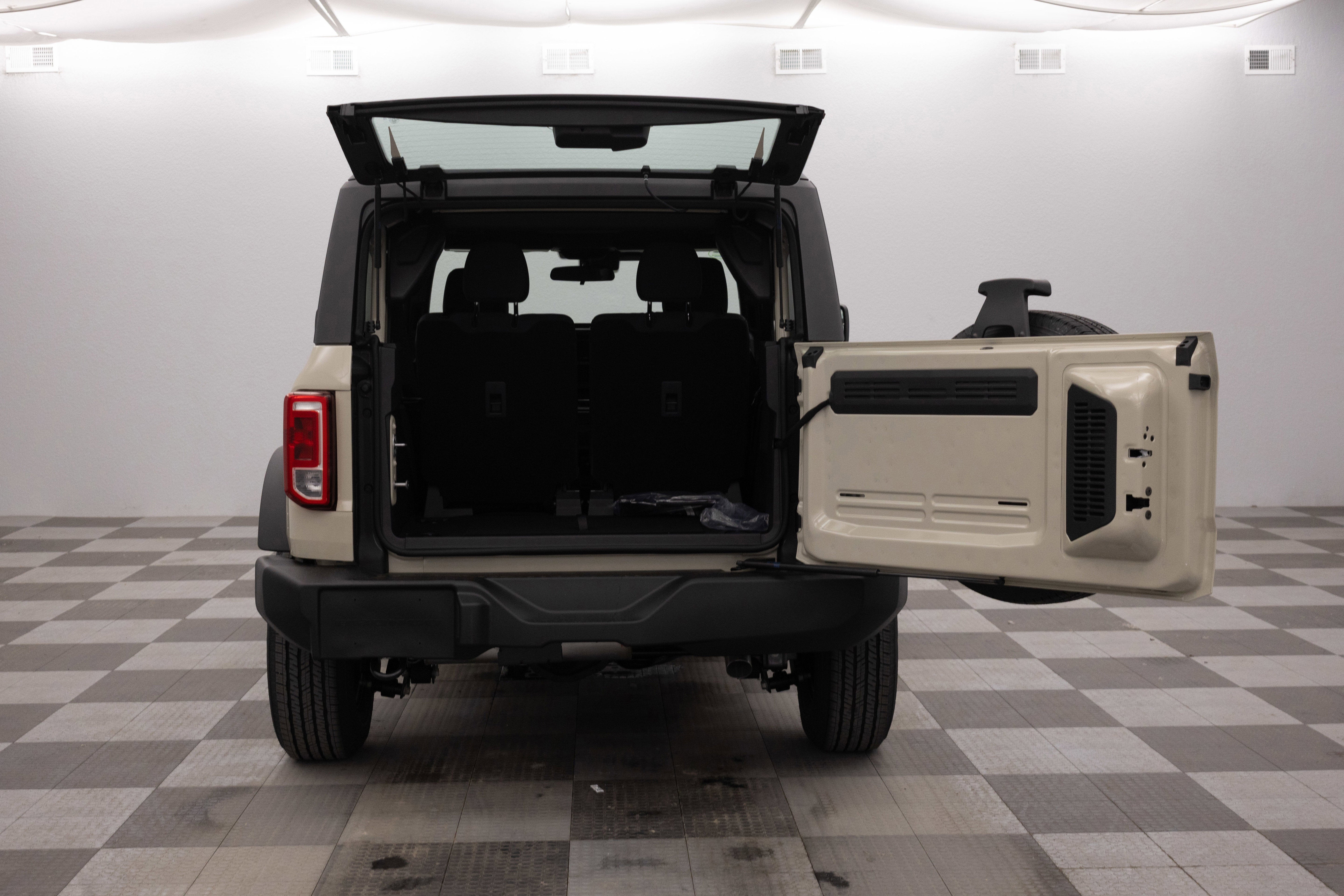 2026 Ford Bronco Base