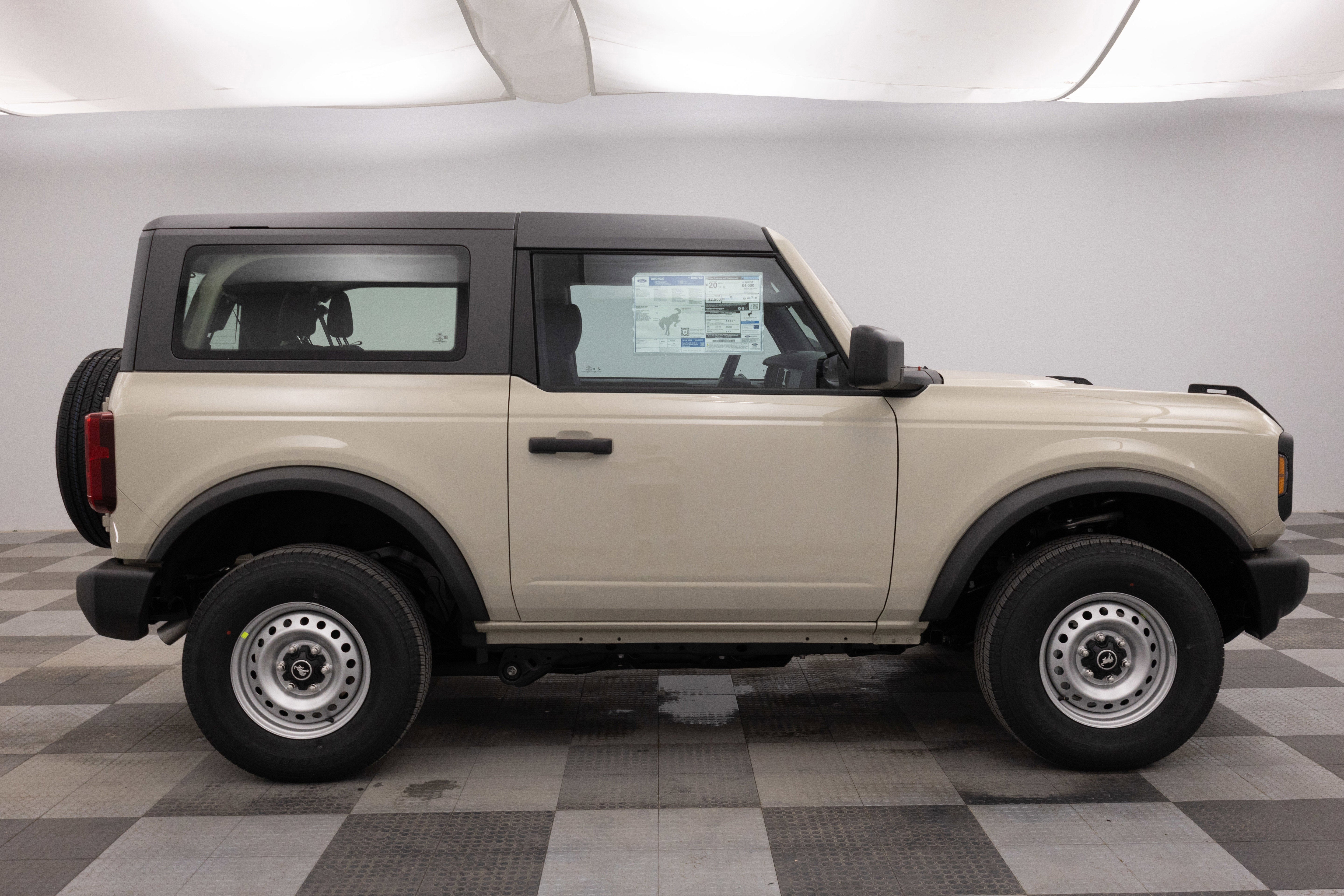 2026 Ford Bronco Base