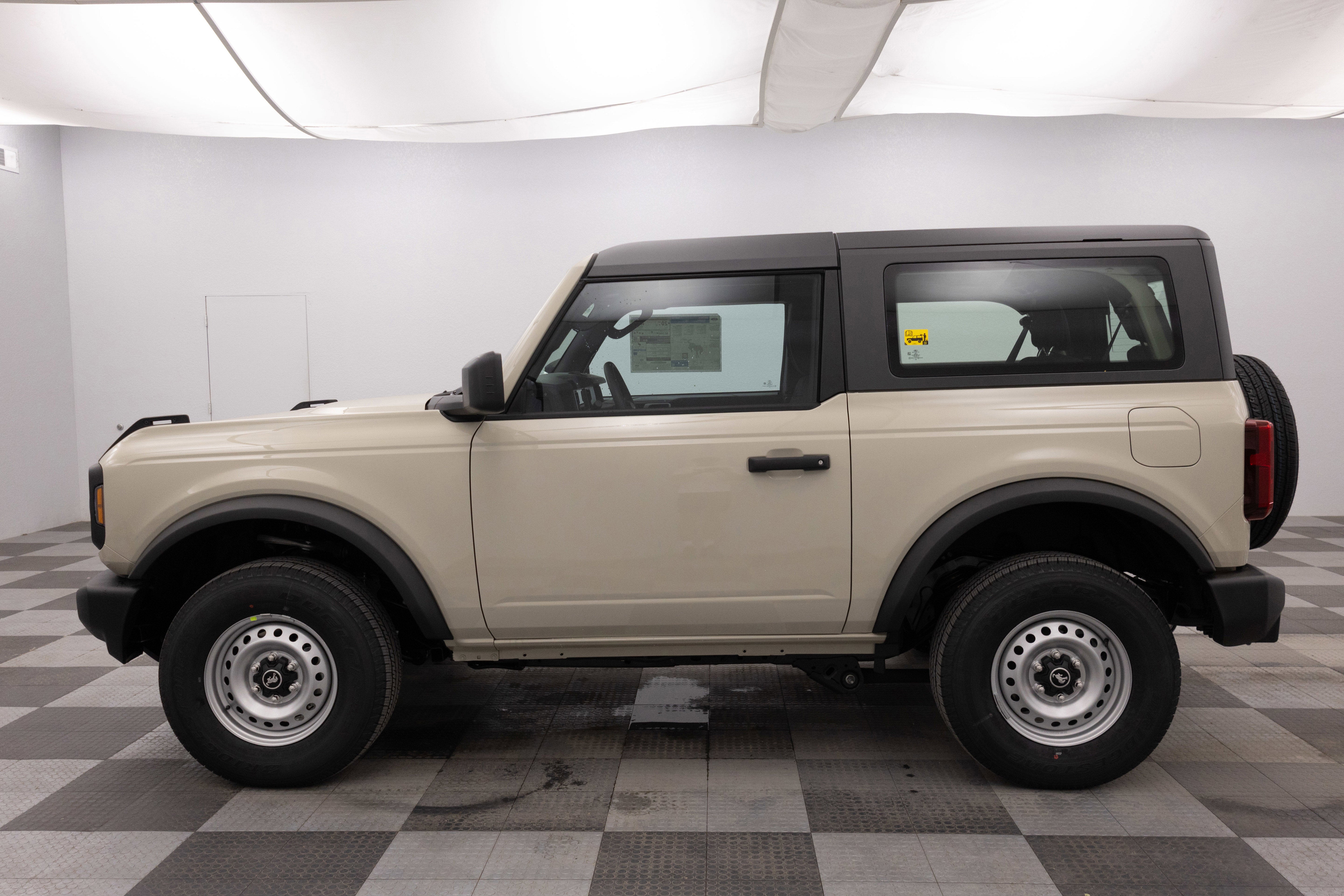 2026 Ford Bronco Base