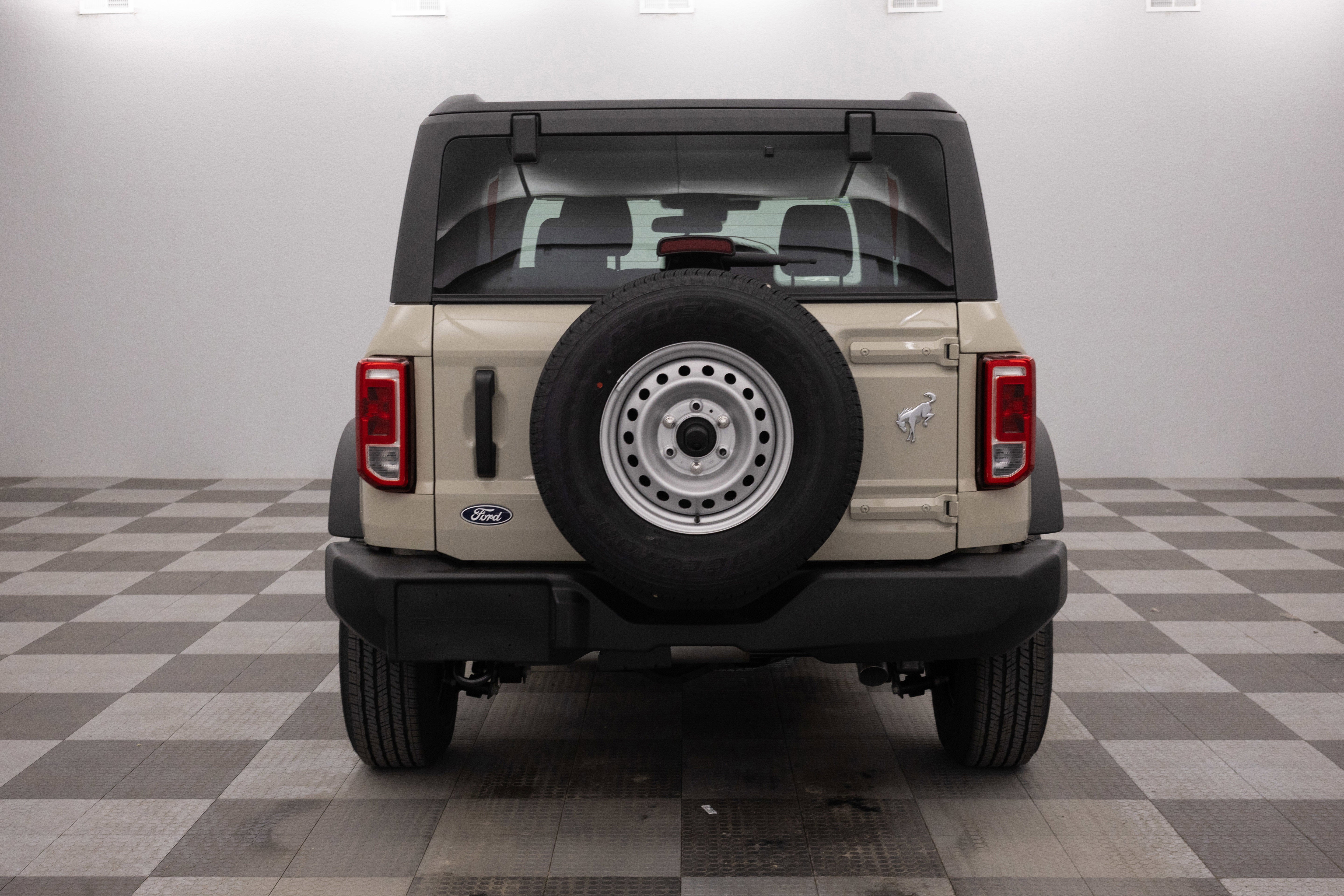 2026 Ford Bronco Base