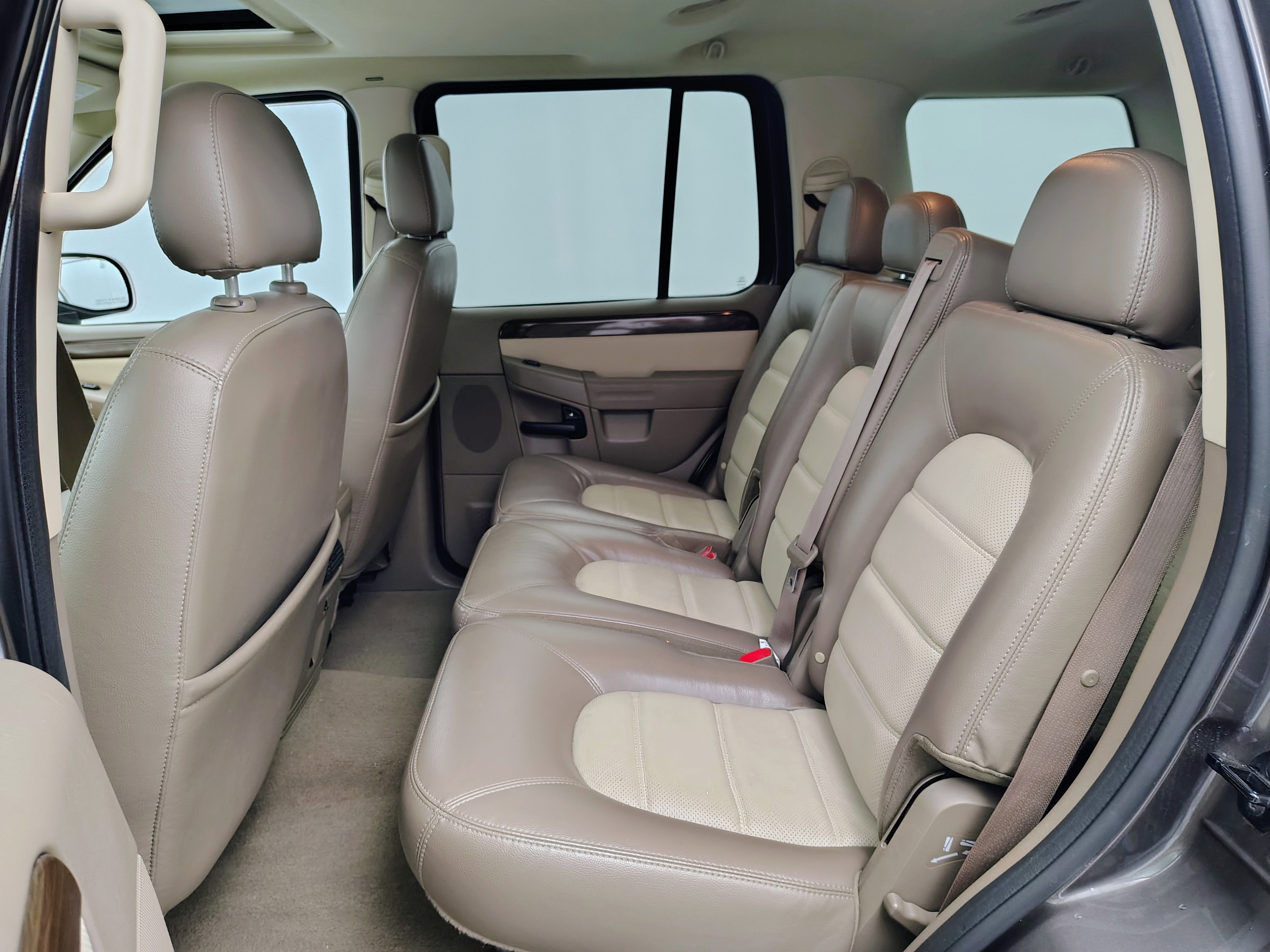 2005 Ford Explorer Eddie Bauer