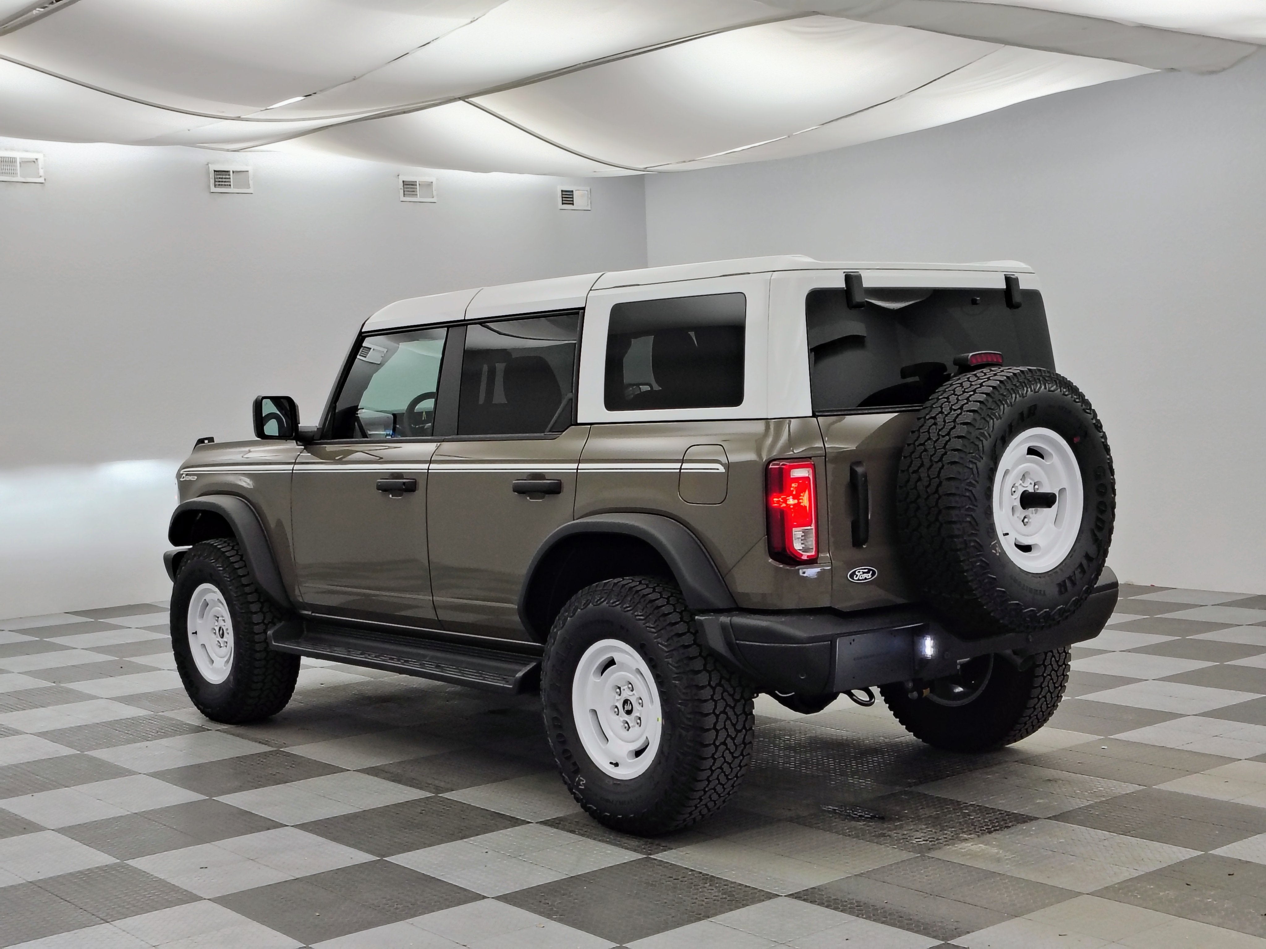 2026 Ford Bronco Heritage Edition