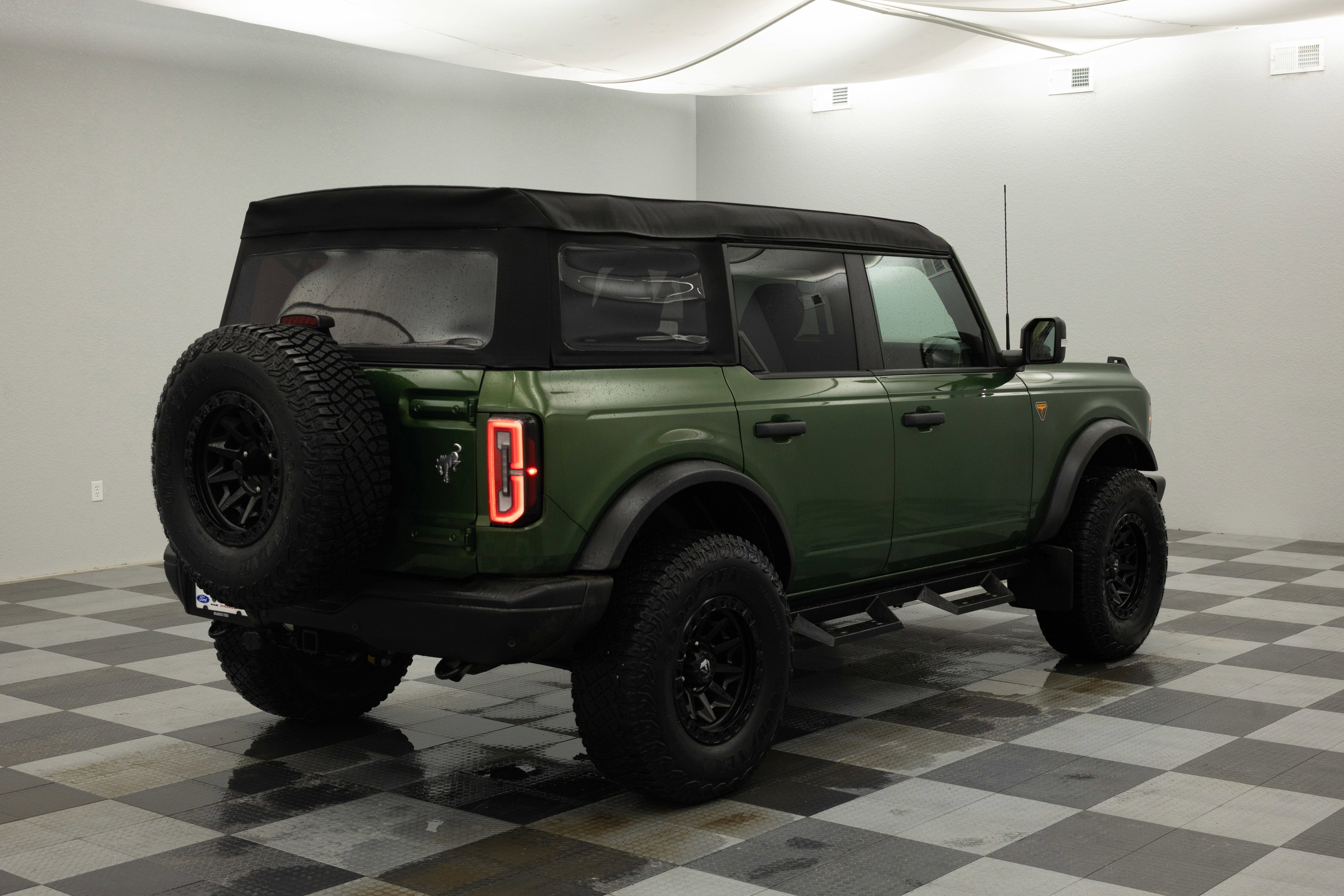 2023 Ford Bronco Badlands