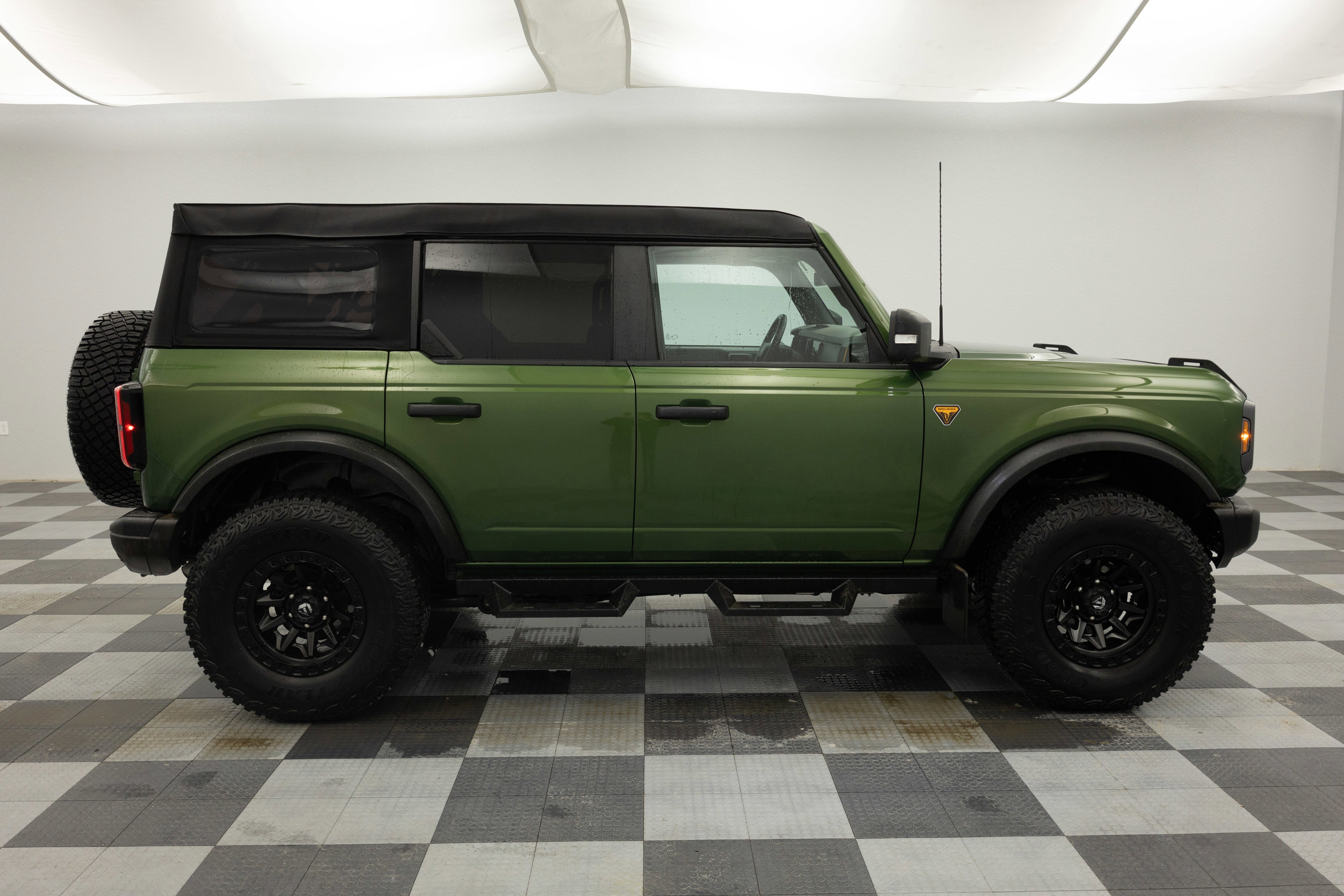 2023 Ford Bronco Badlands