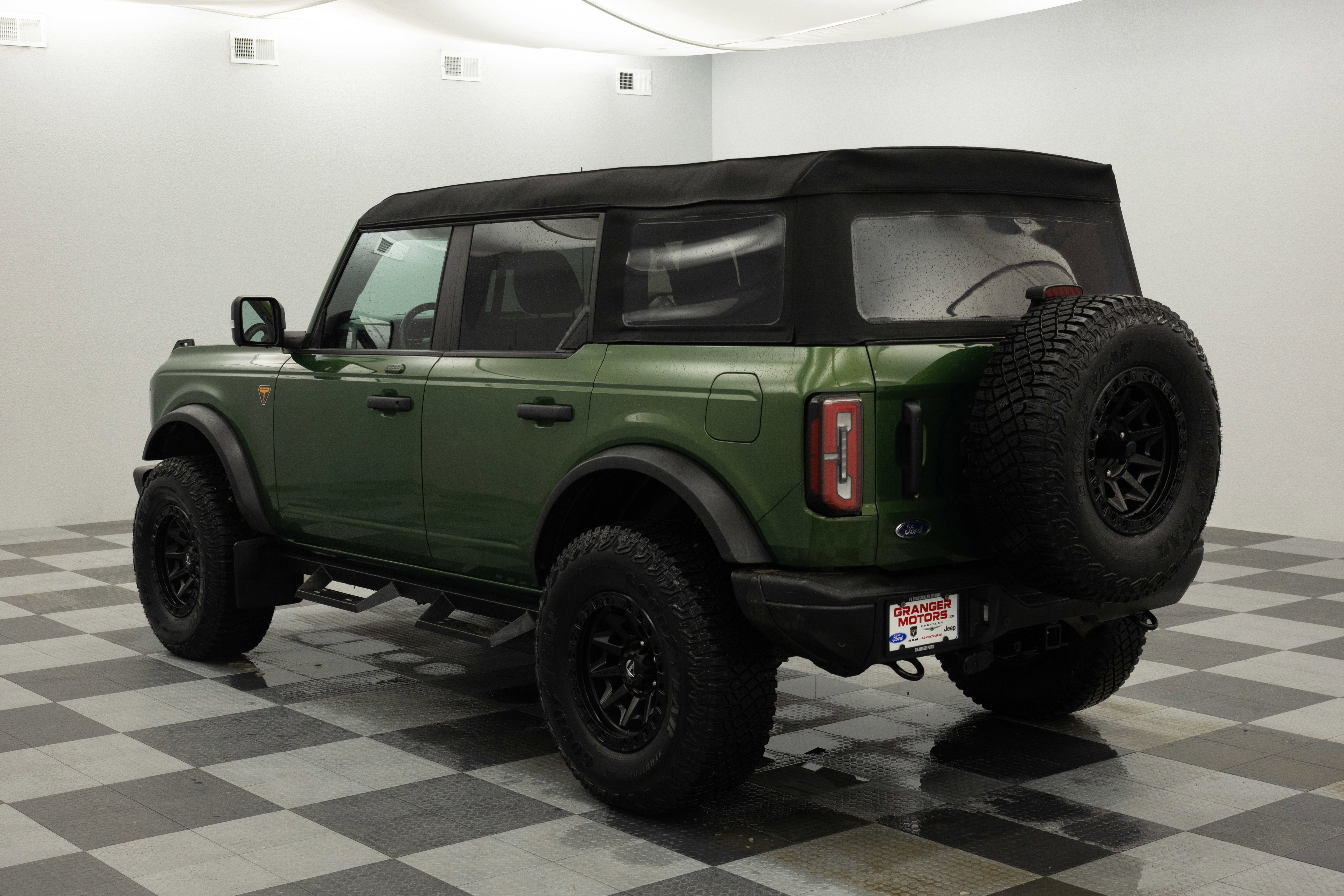 2023 Ford Bronco Badlands