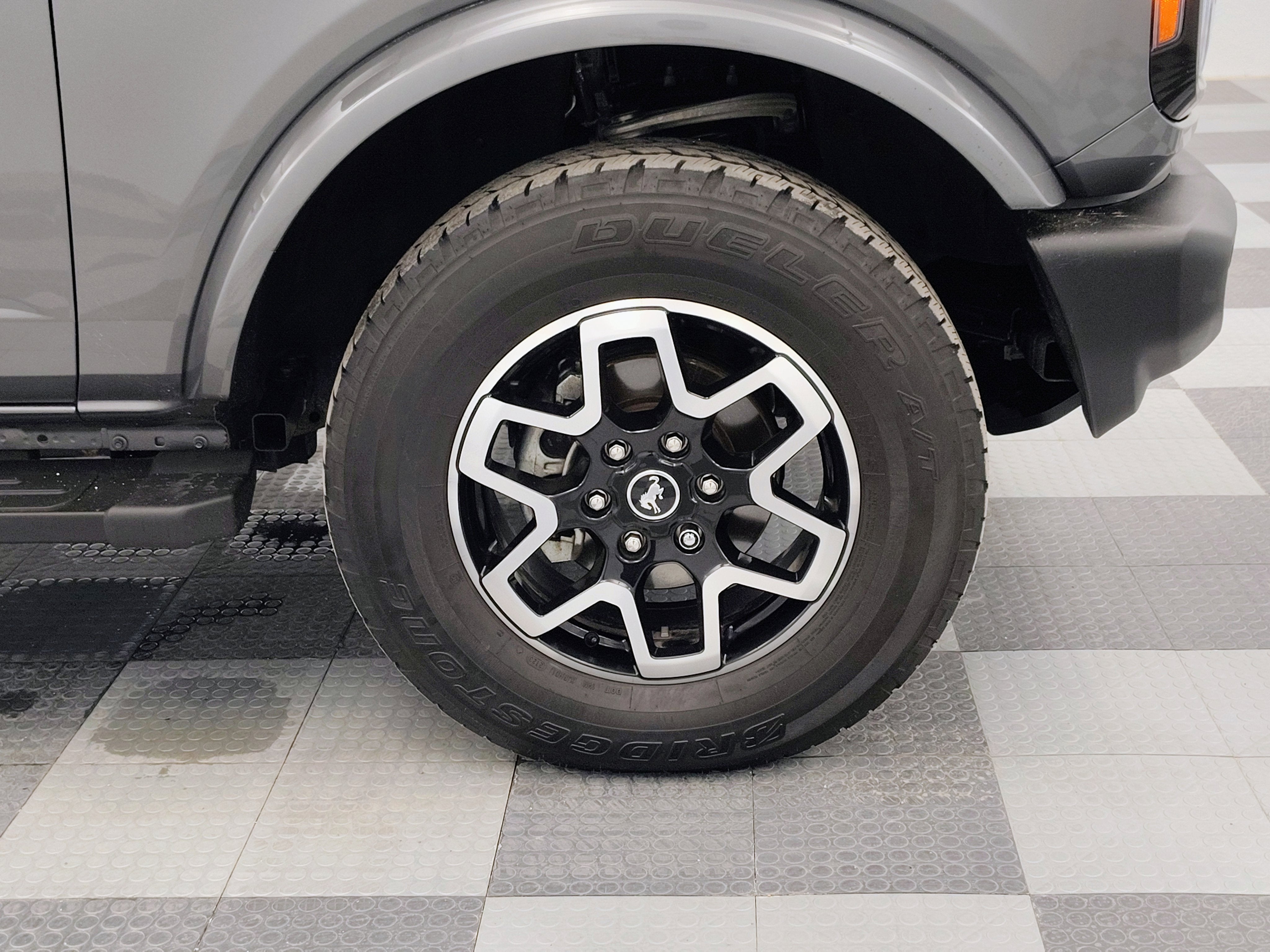 2023 Ford Bronco Outer Banks