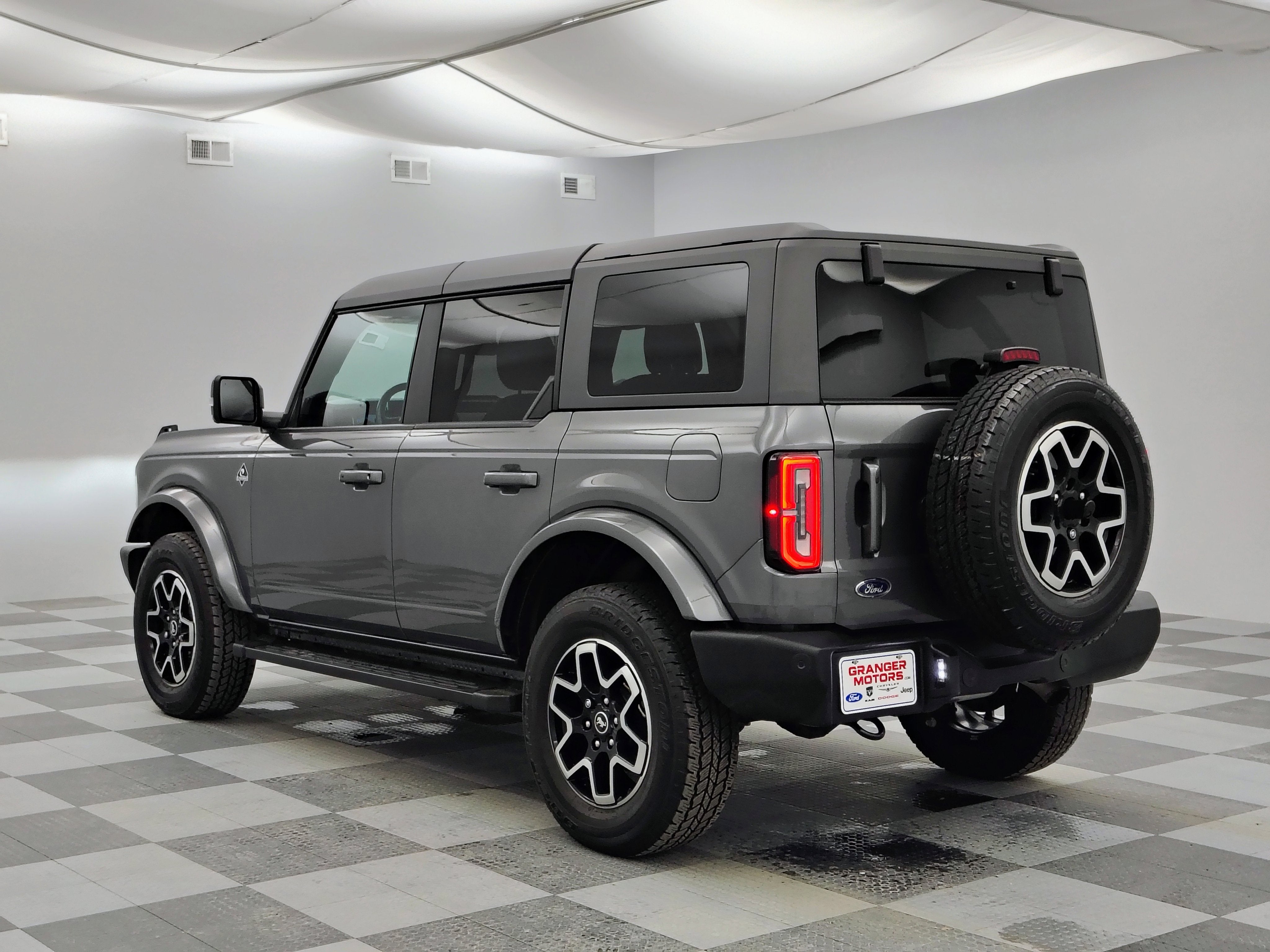 2023 Ford Bronco Outer Banks
