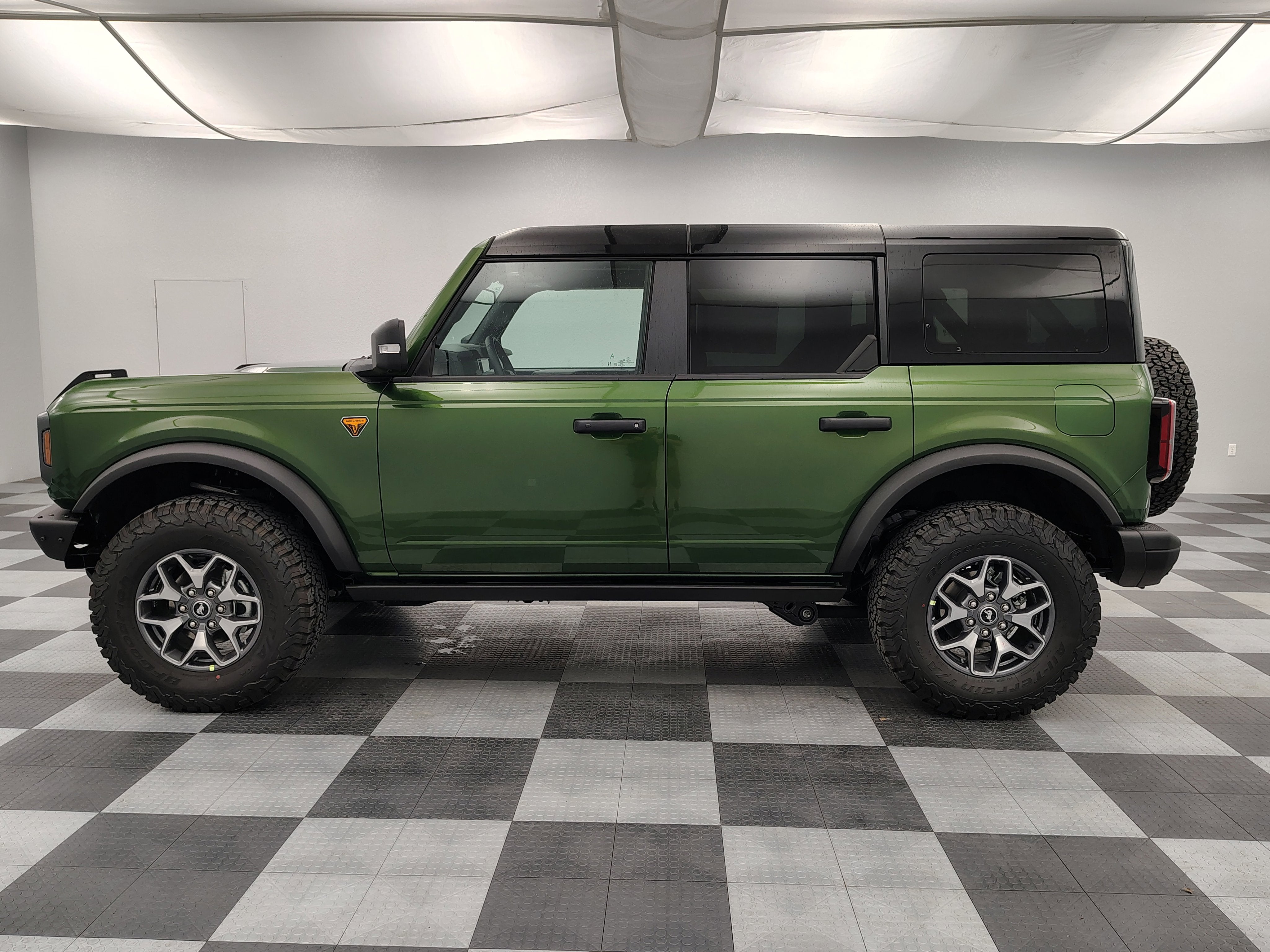 2025 Ford Bronco Badlands