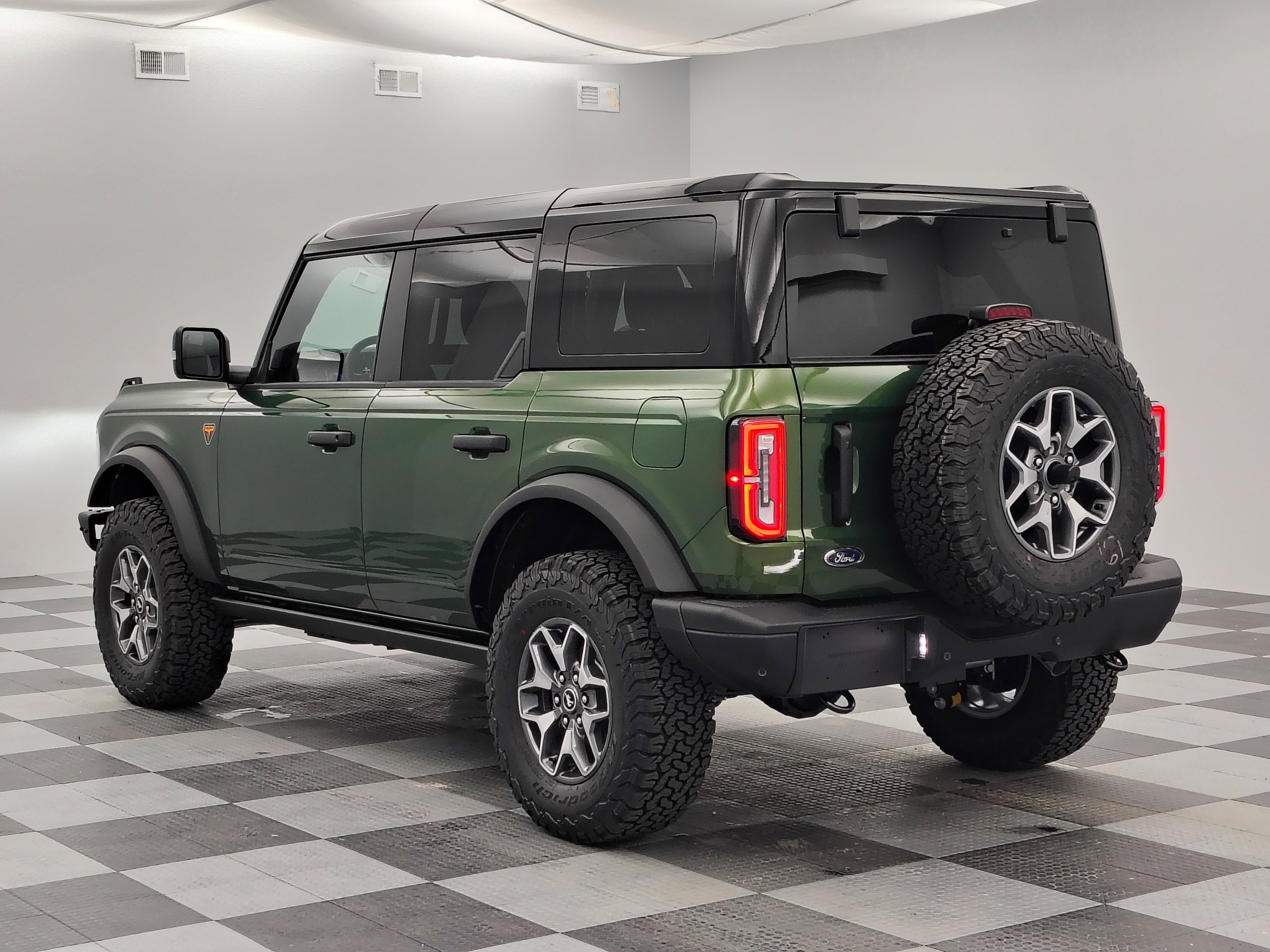 2025 Ford Bronco Badlands