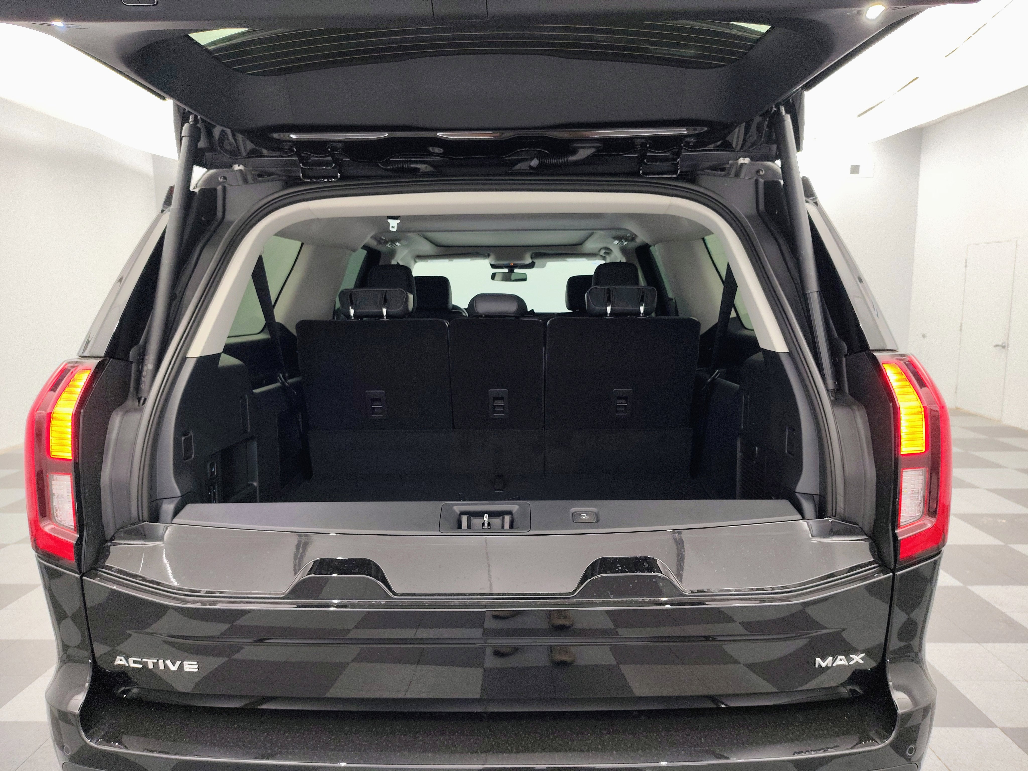 2026 Ford Expedition Max Active