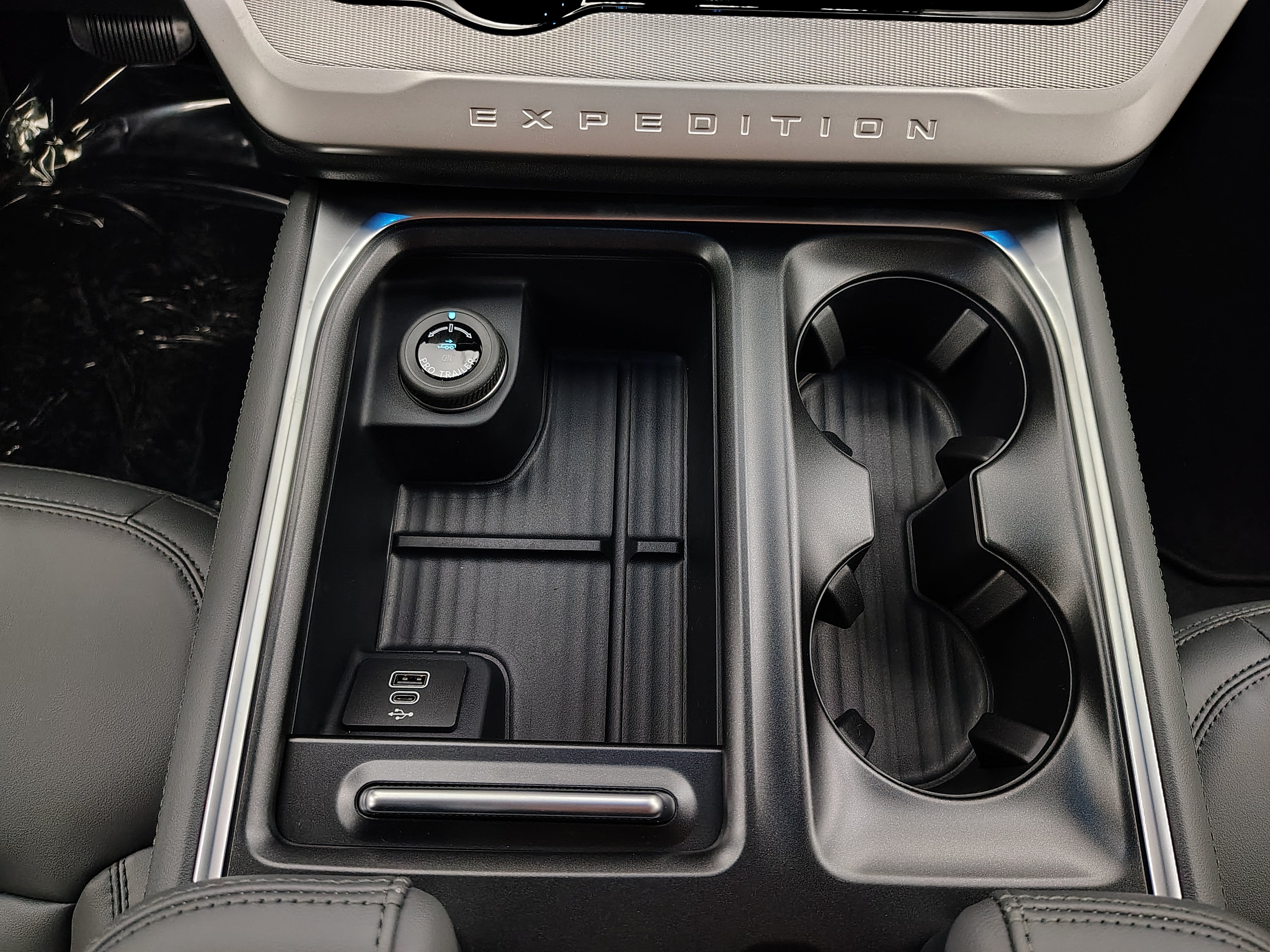 2027 Ford Expedition Max Active