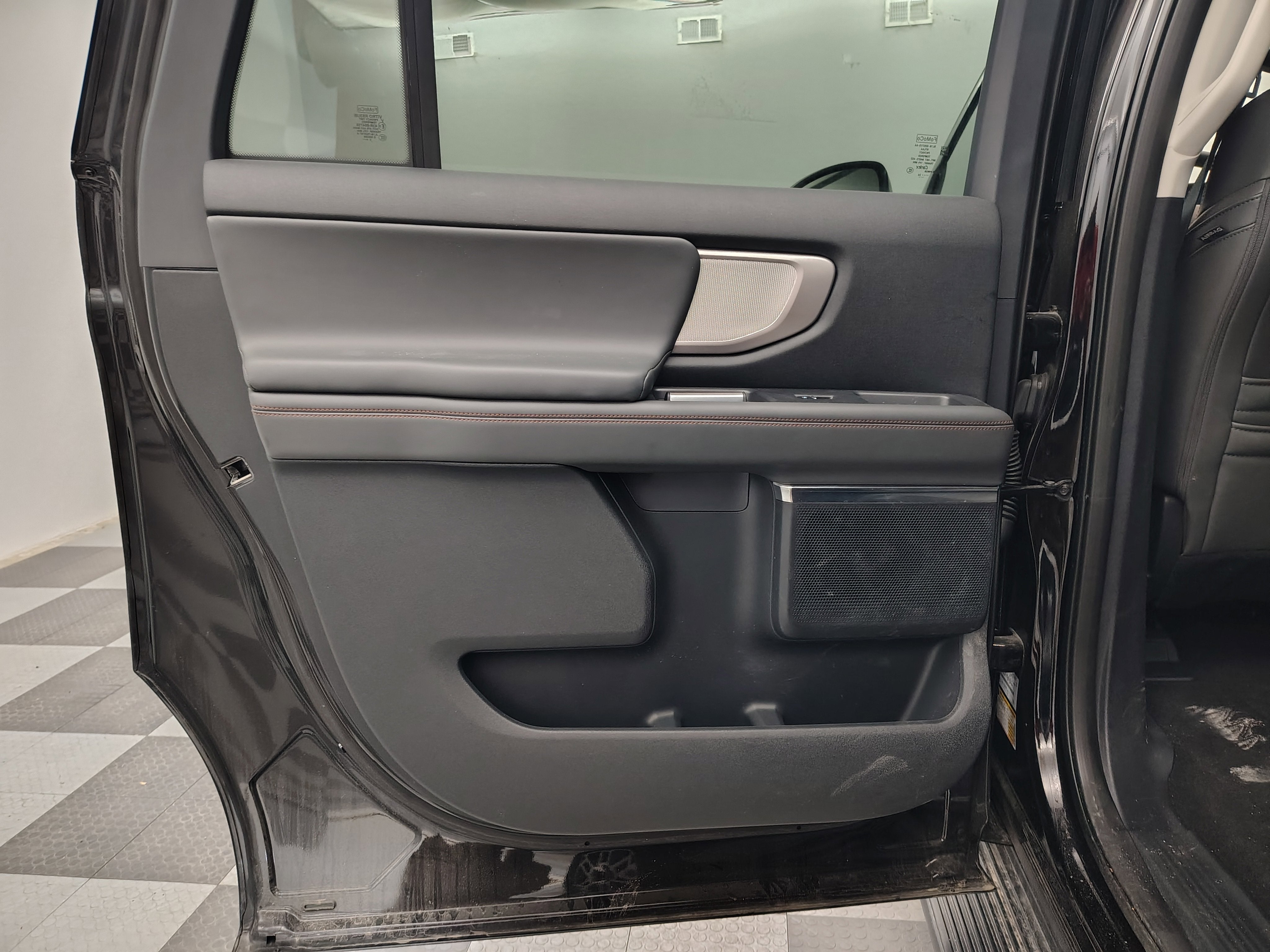 2025 Ford Expedition Active MAX