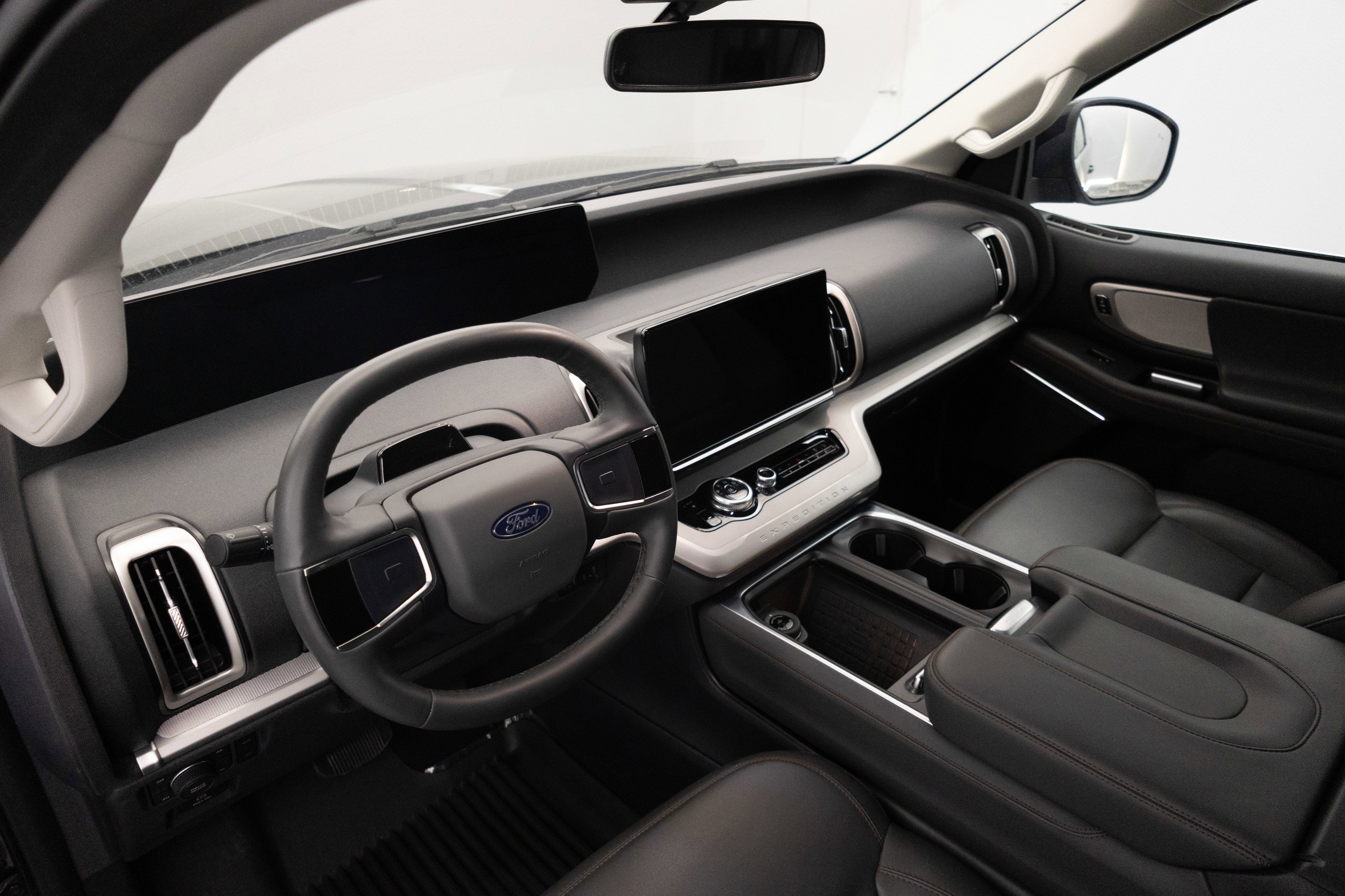 2025 Ford Expedition Active MAX