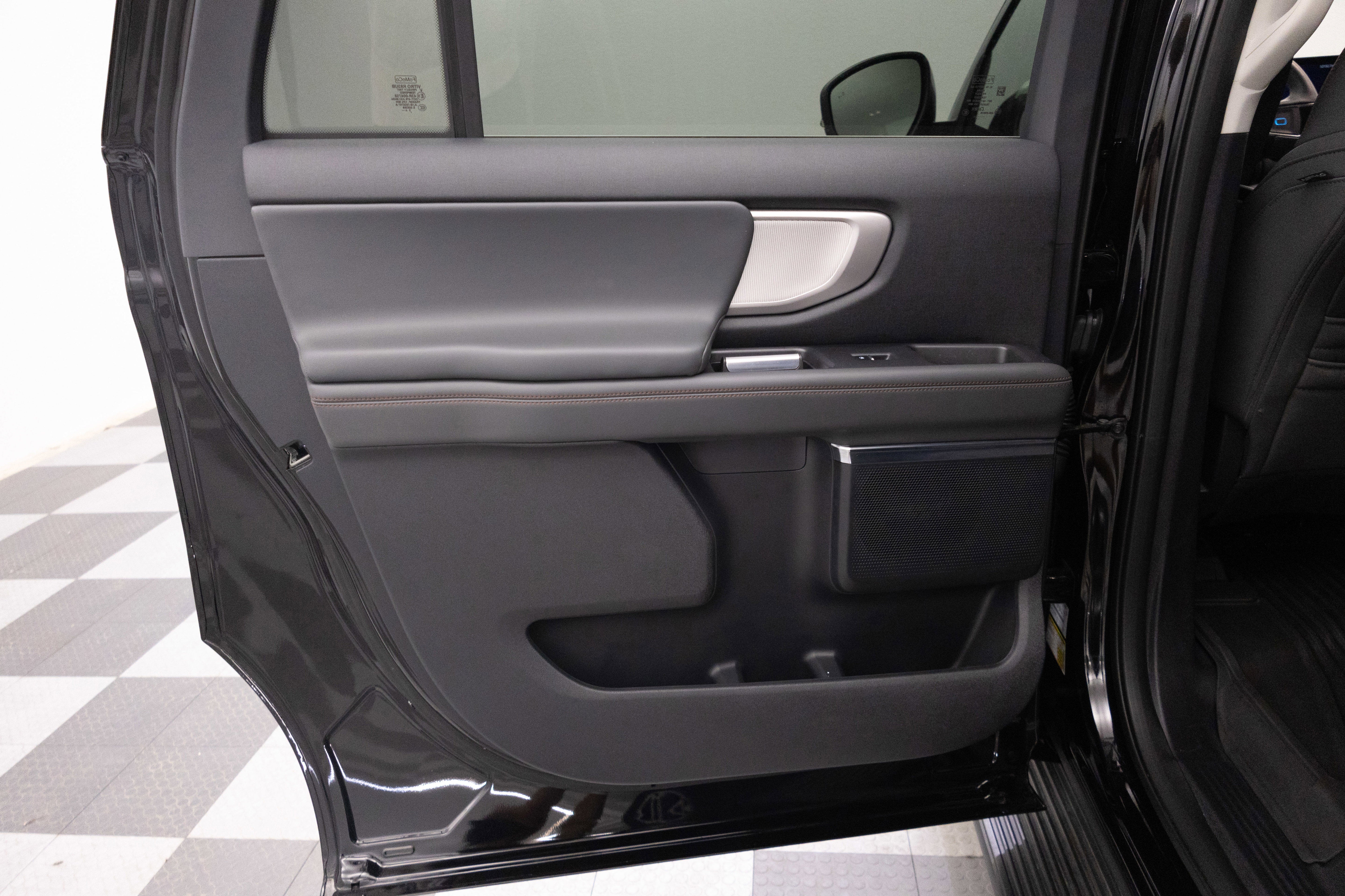 2025 Ford Expedition Active MAX