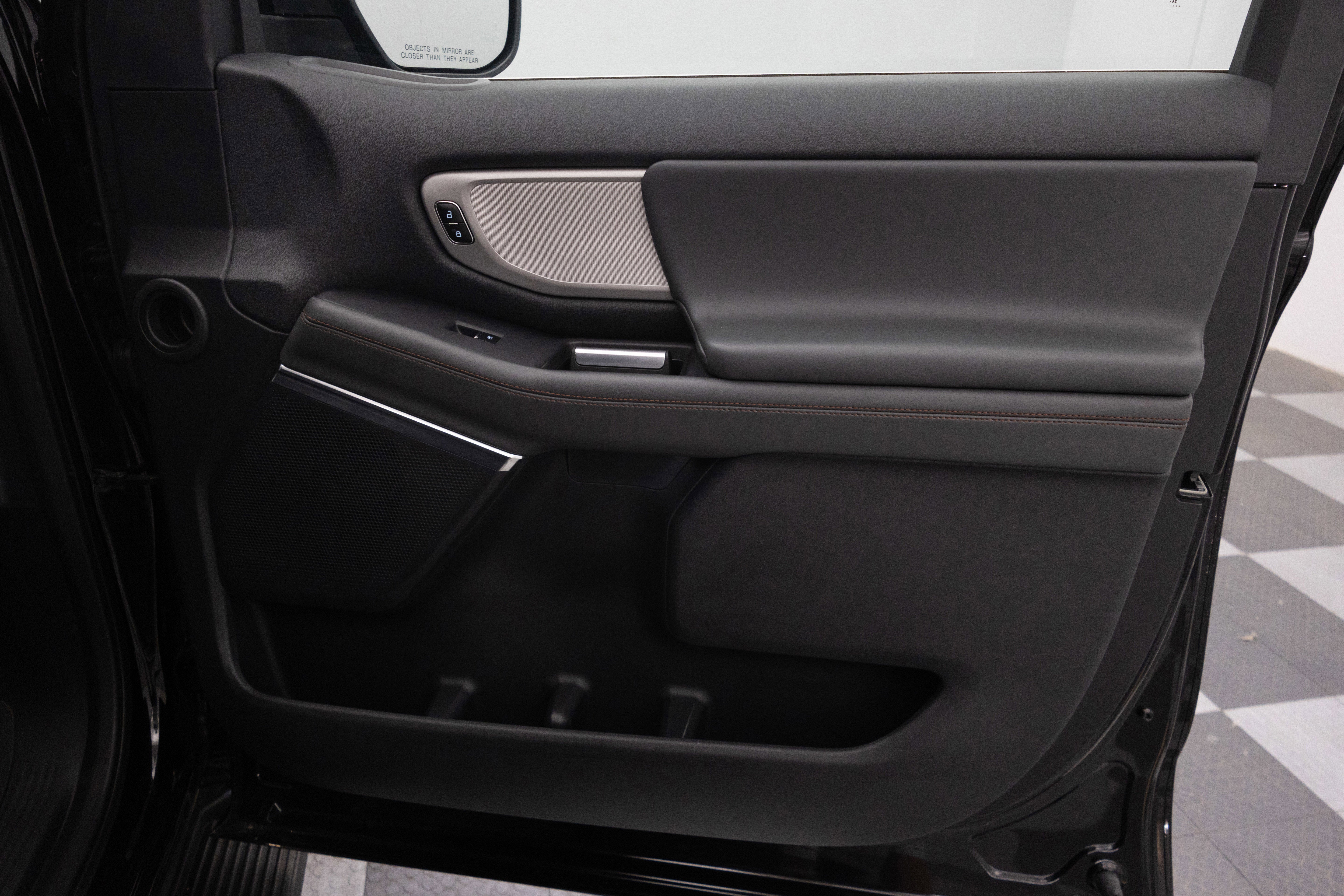 2025 Ford Expedition Active MAX