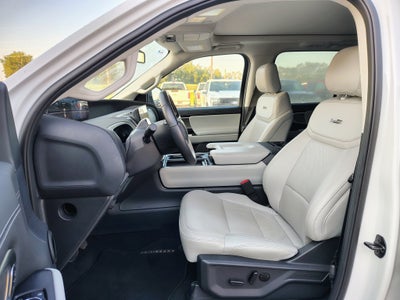2025 Ford Expedition MAX Platinum