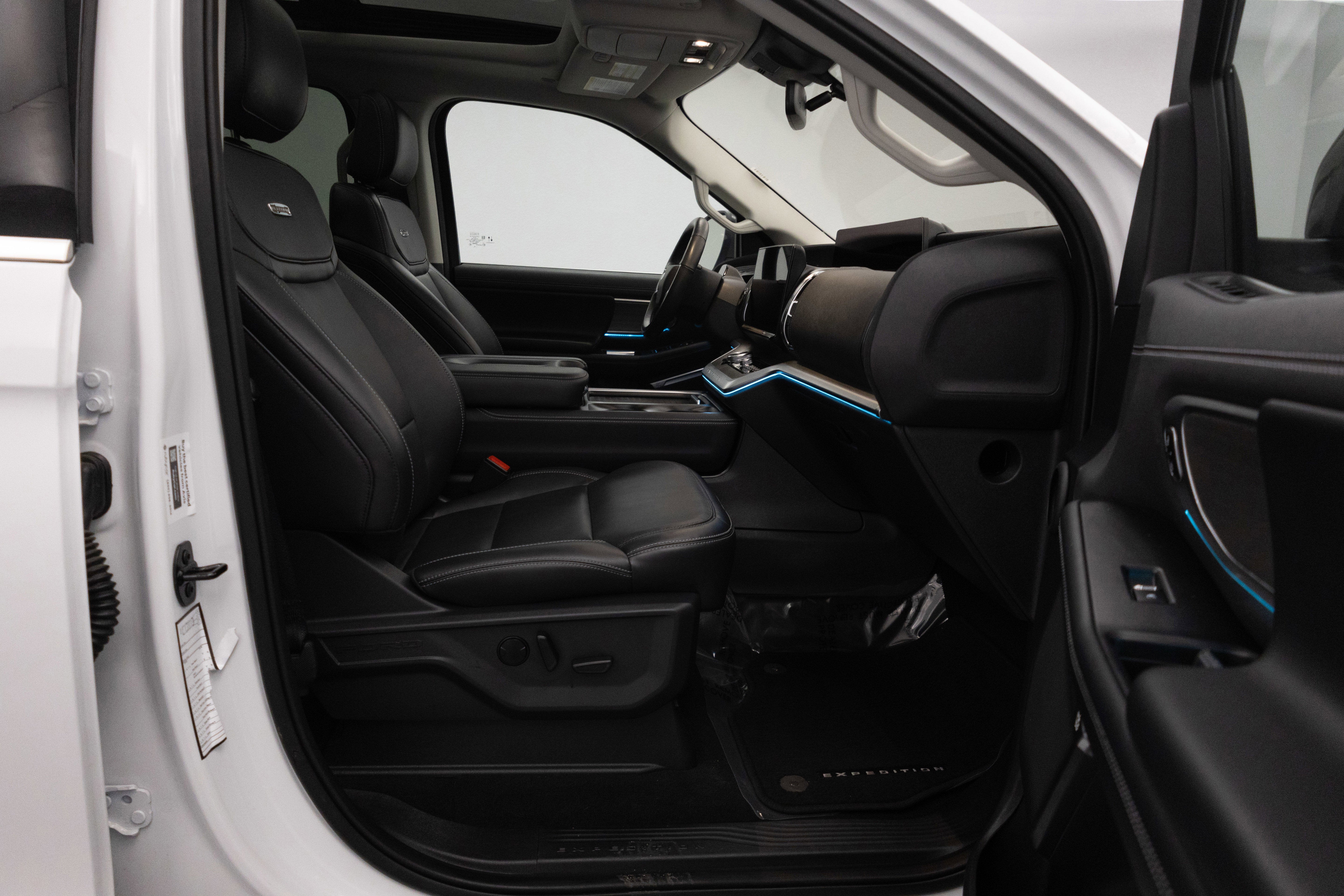 2025 Ford Expedition Platinum MAX