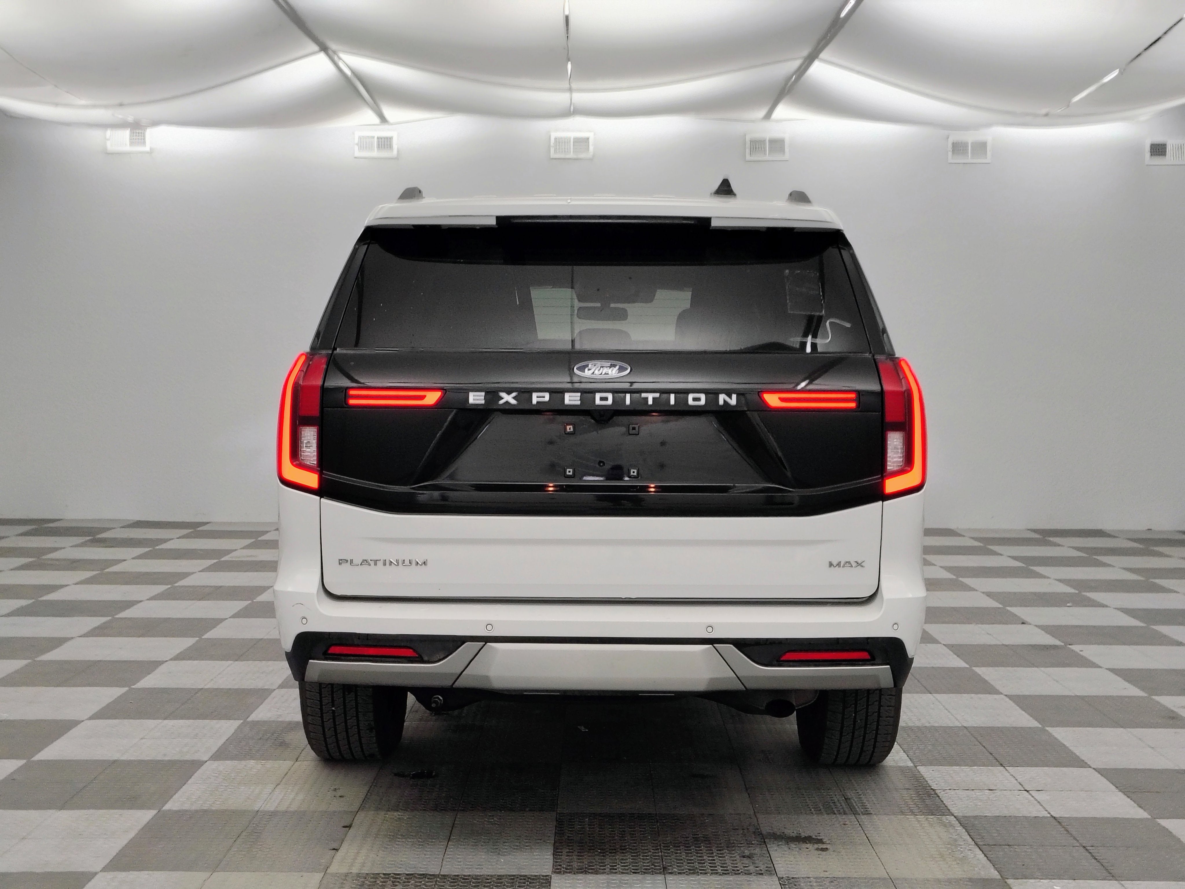 2025 Ford Expedition Platinum MAX