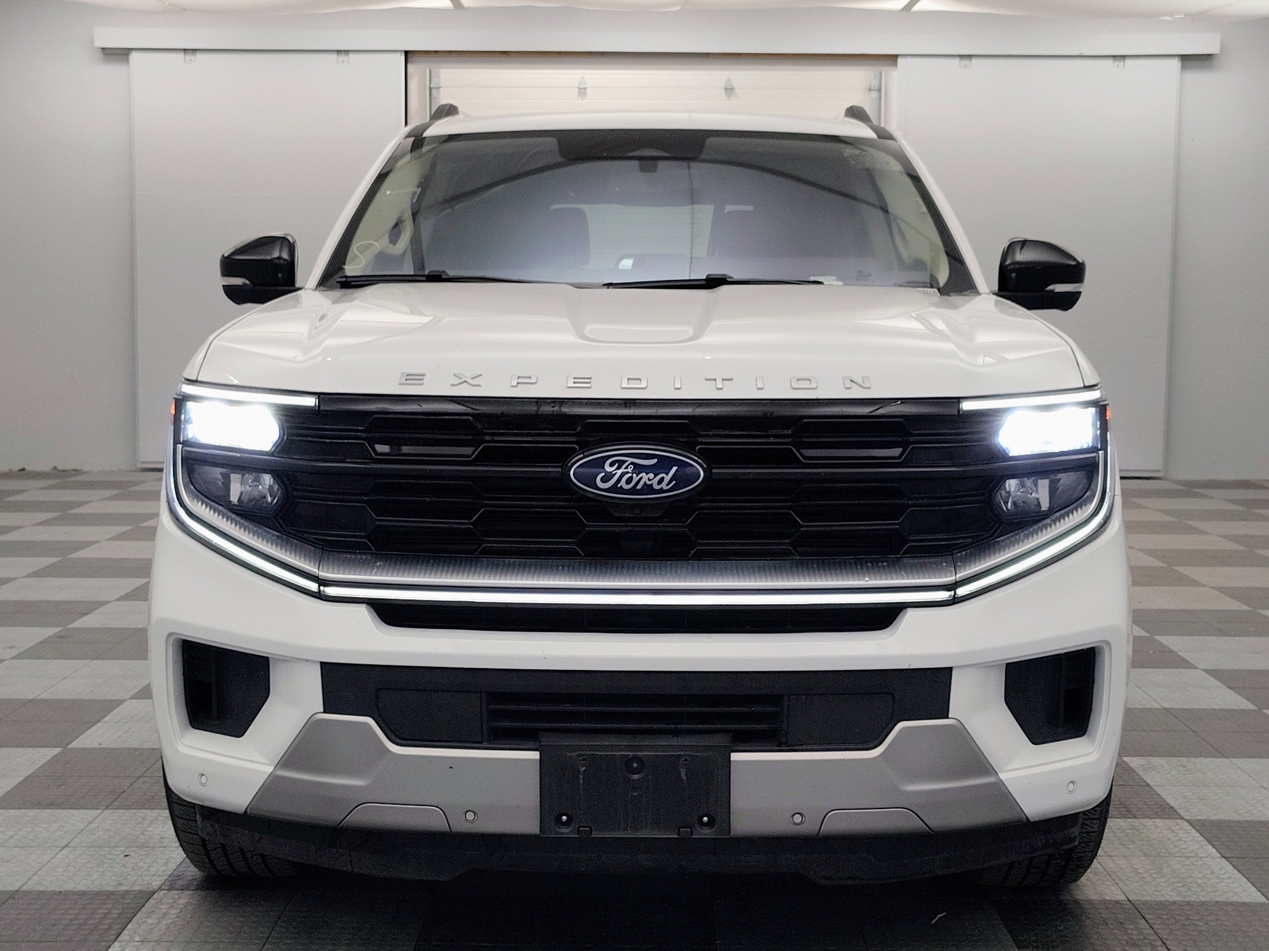 2025 Ford Expedition Platinum MAX