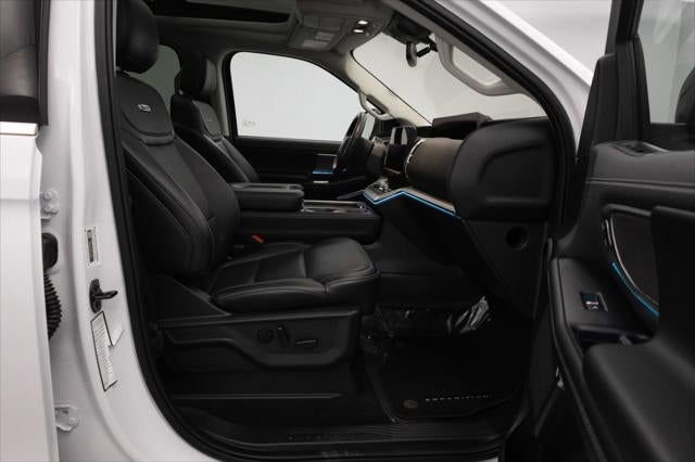 2025 Ford Expedition Platinum MAX