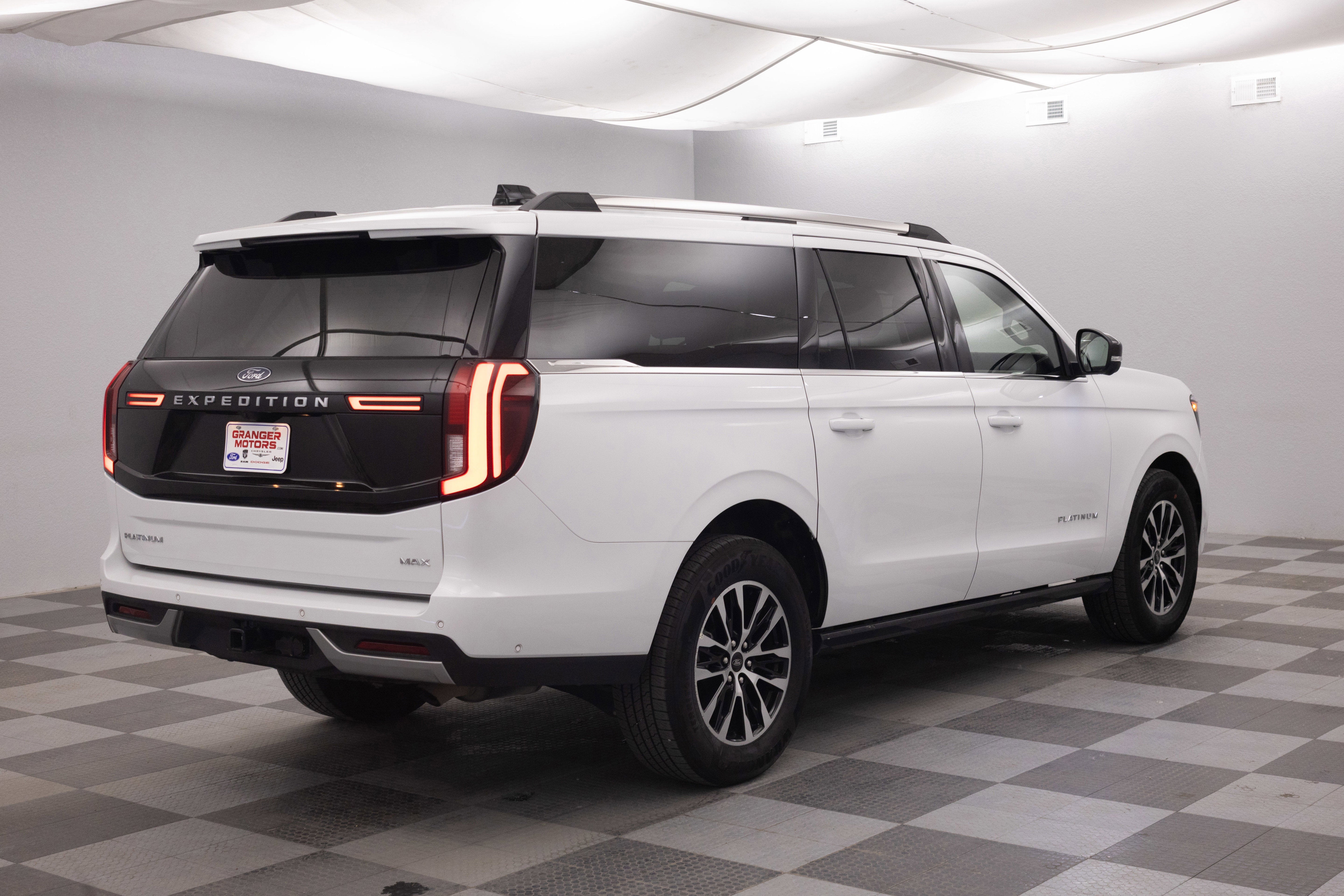 2025 Ford Expedition Platinum MAX